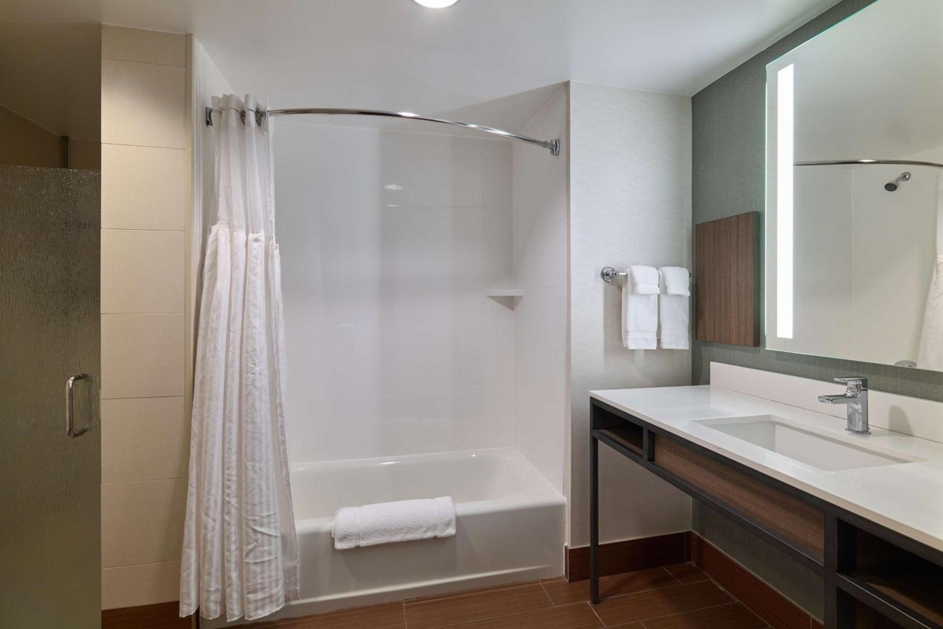 Hilton Garden Inn Bloomington photo 24
