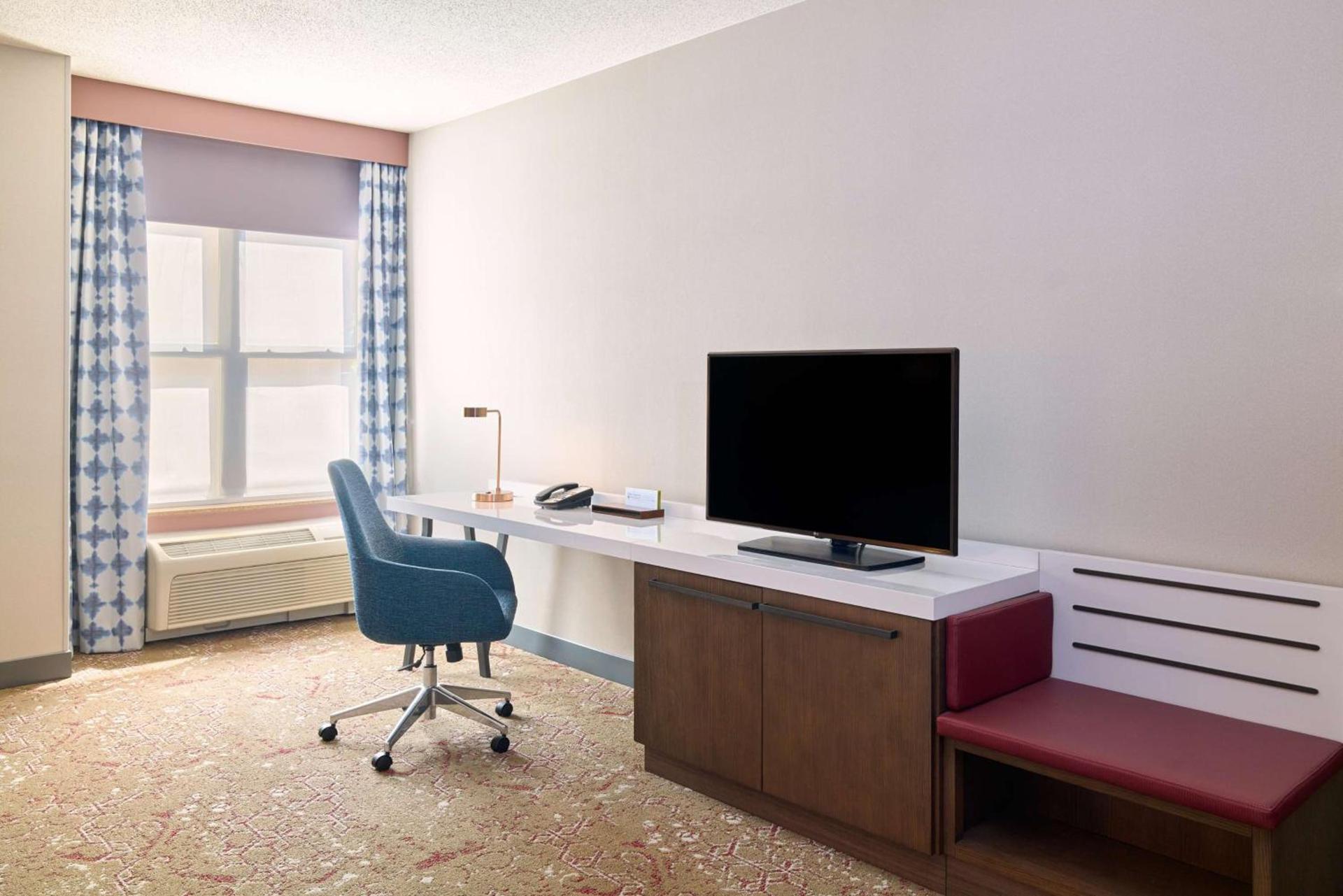 Hilton Garden Inn Bloomington photo 35