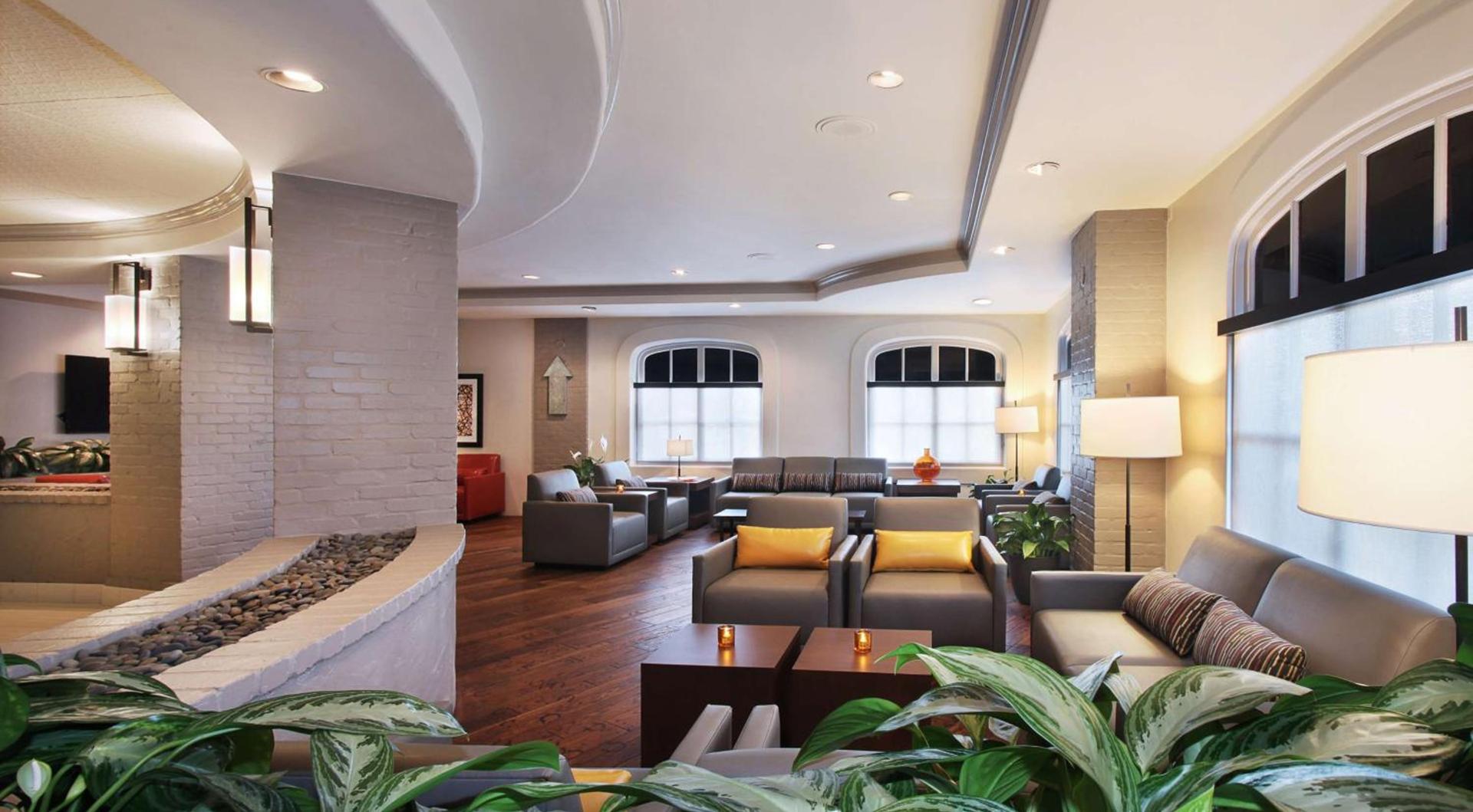 Embassy Suites by Hilton Anaheim North photo 6