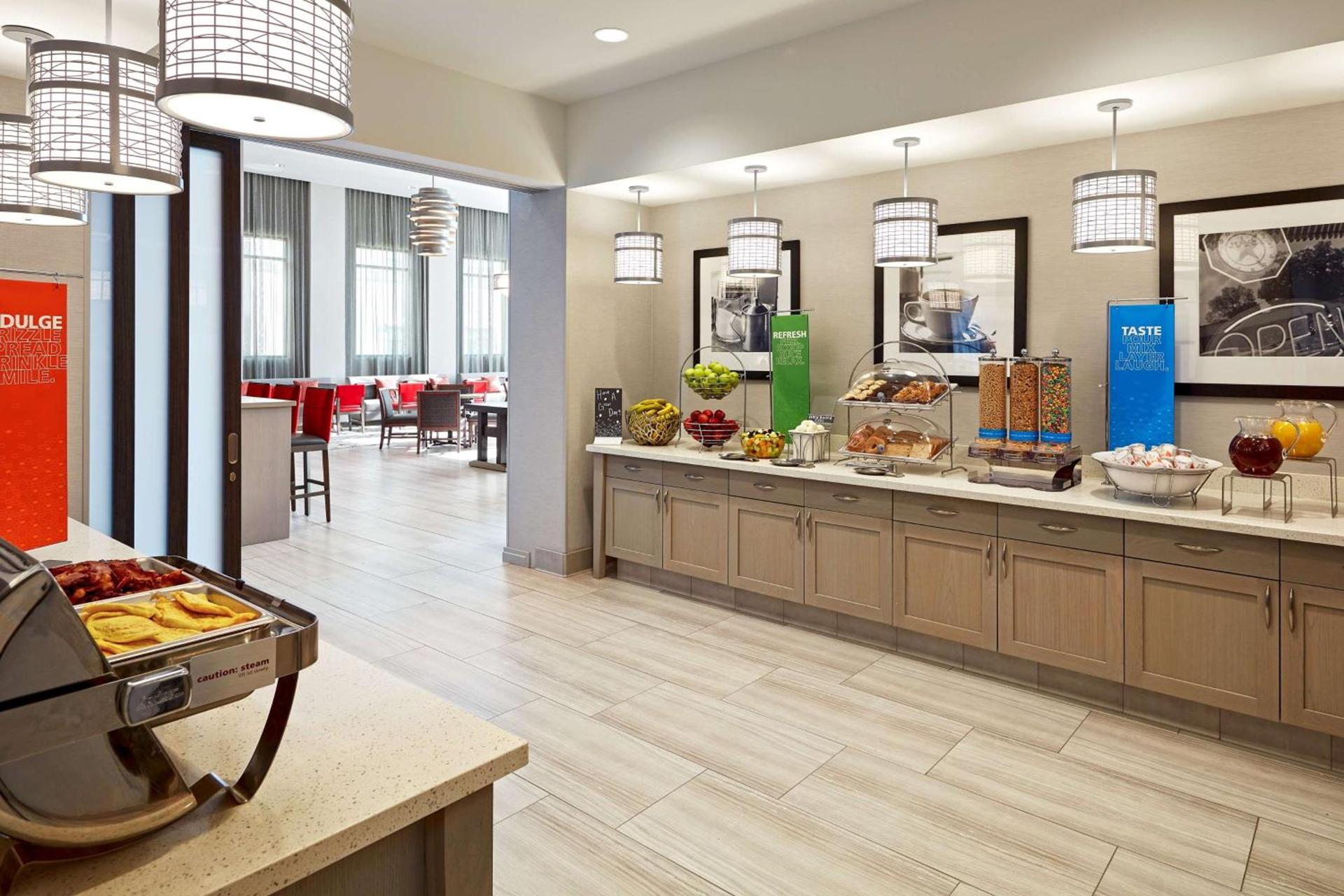 Hampton Inn Long Beach Airport, Ca photo 17
