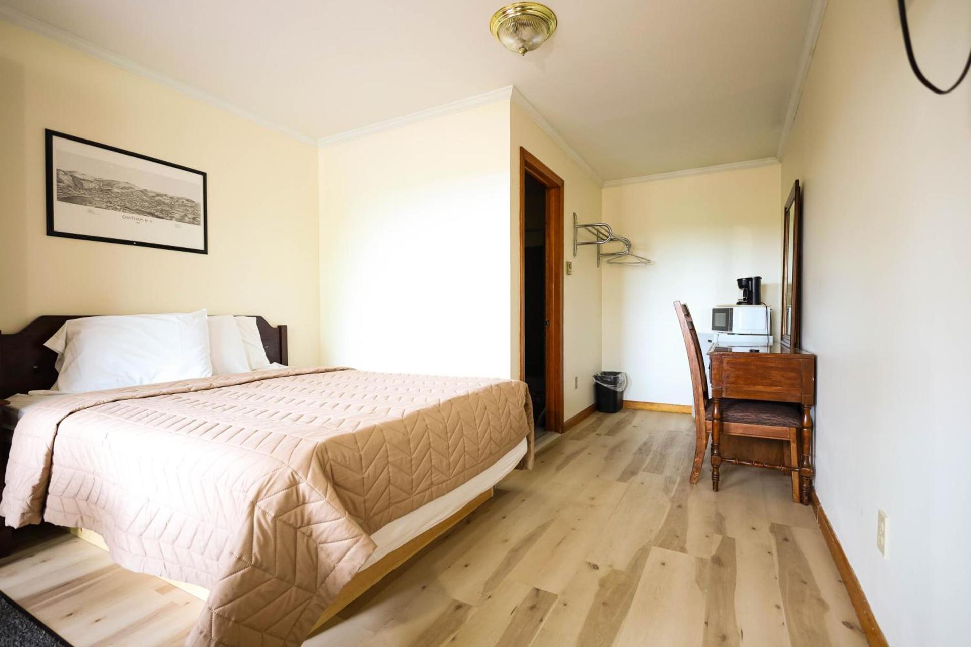 Chatham Travel Lodge photo 10