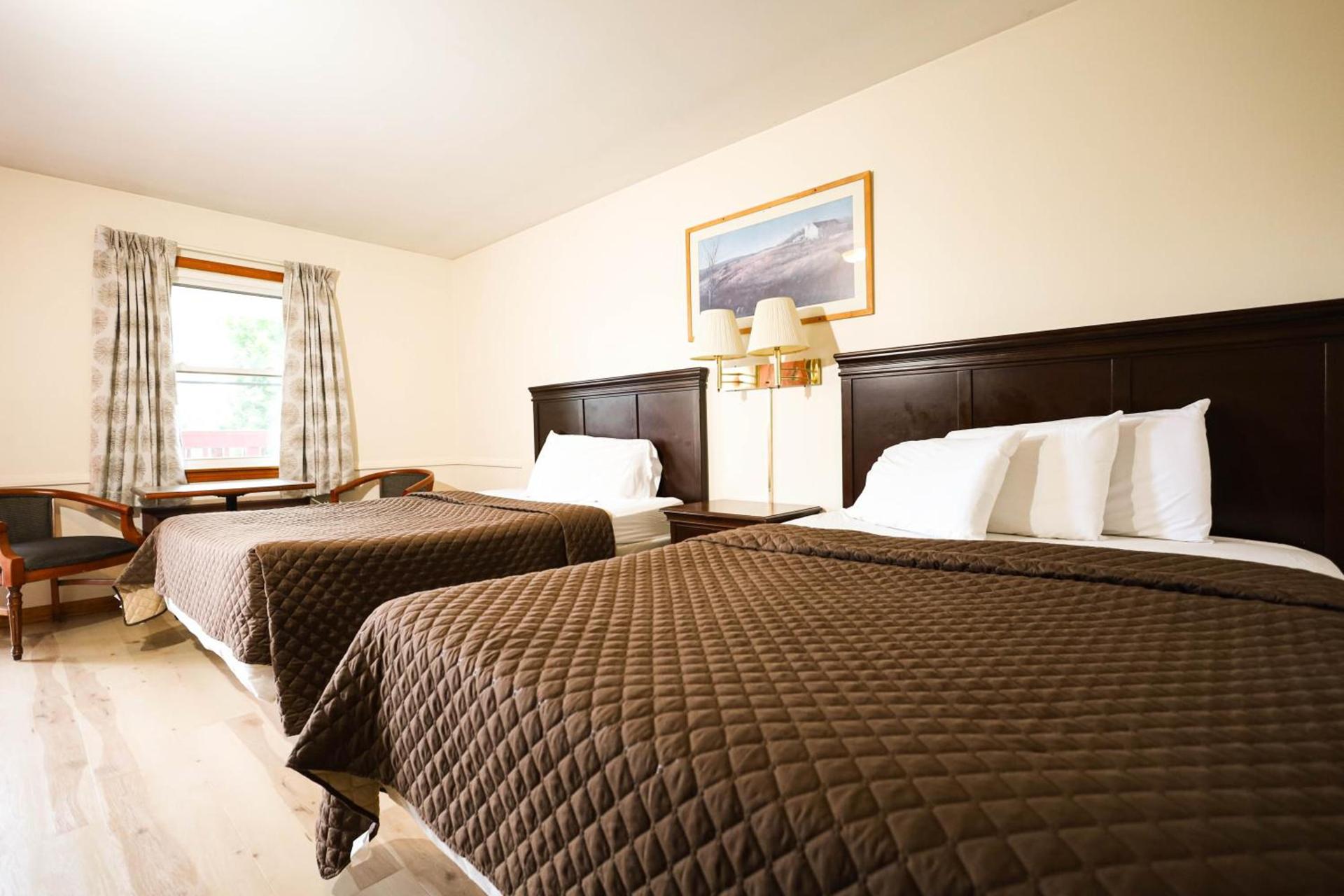 Chatham Travel Lodge photo 11