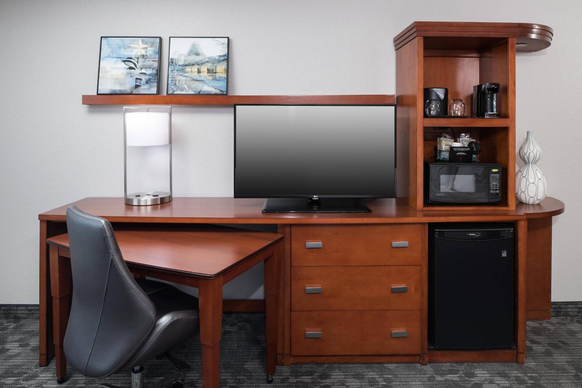 Courtyard by Marriott Austin Parmer Tech Ridge photo 11
