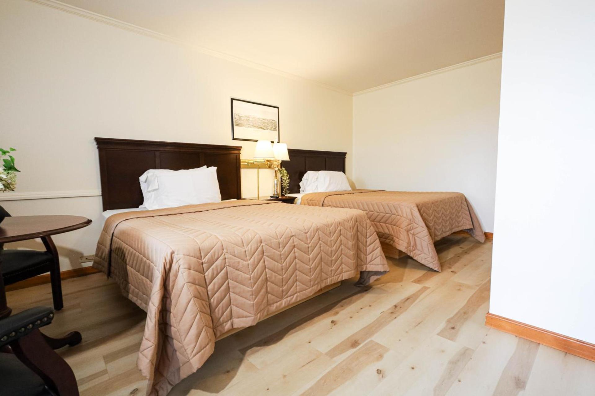 Chatham Travel Lodge photo 4