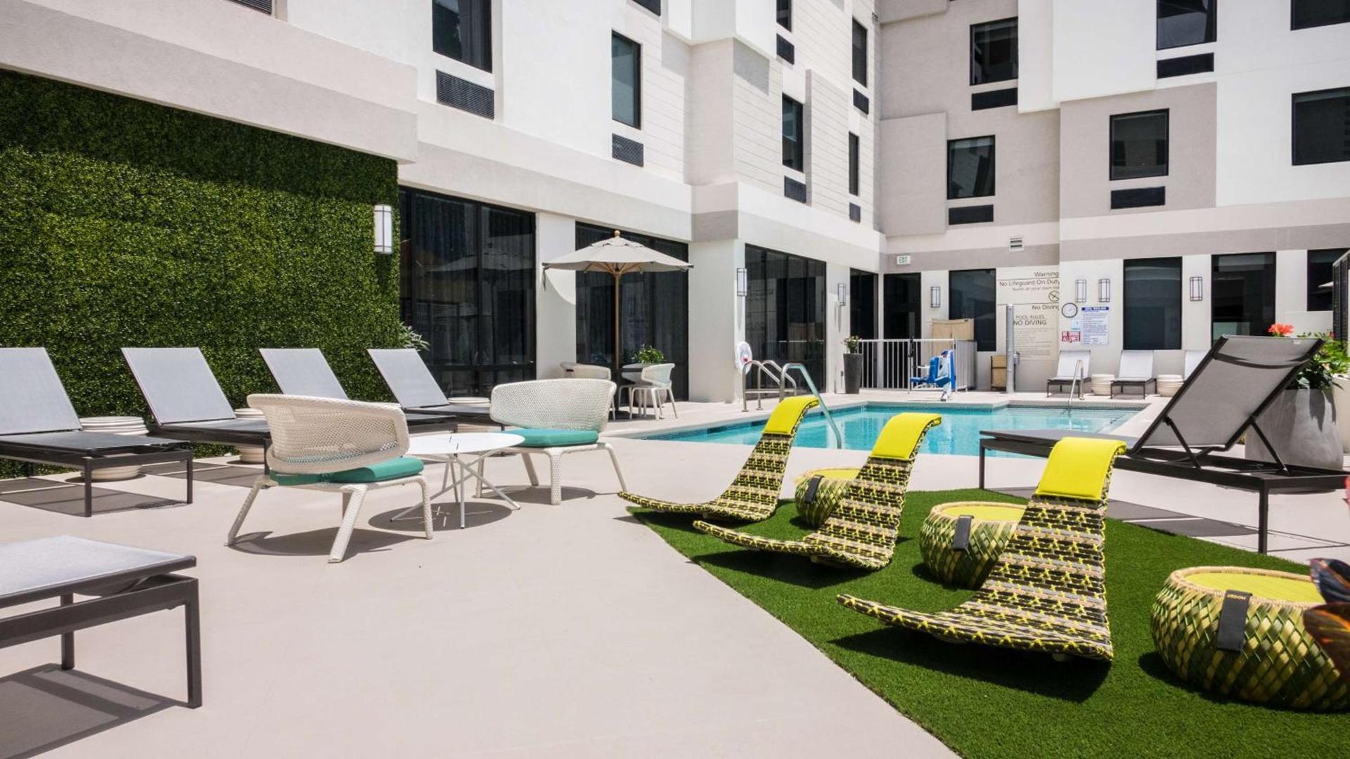Hampton Inn & Suites Miami Wynwood Design District, FL photo 10
