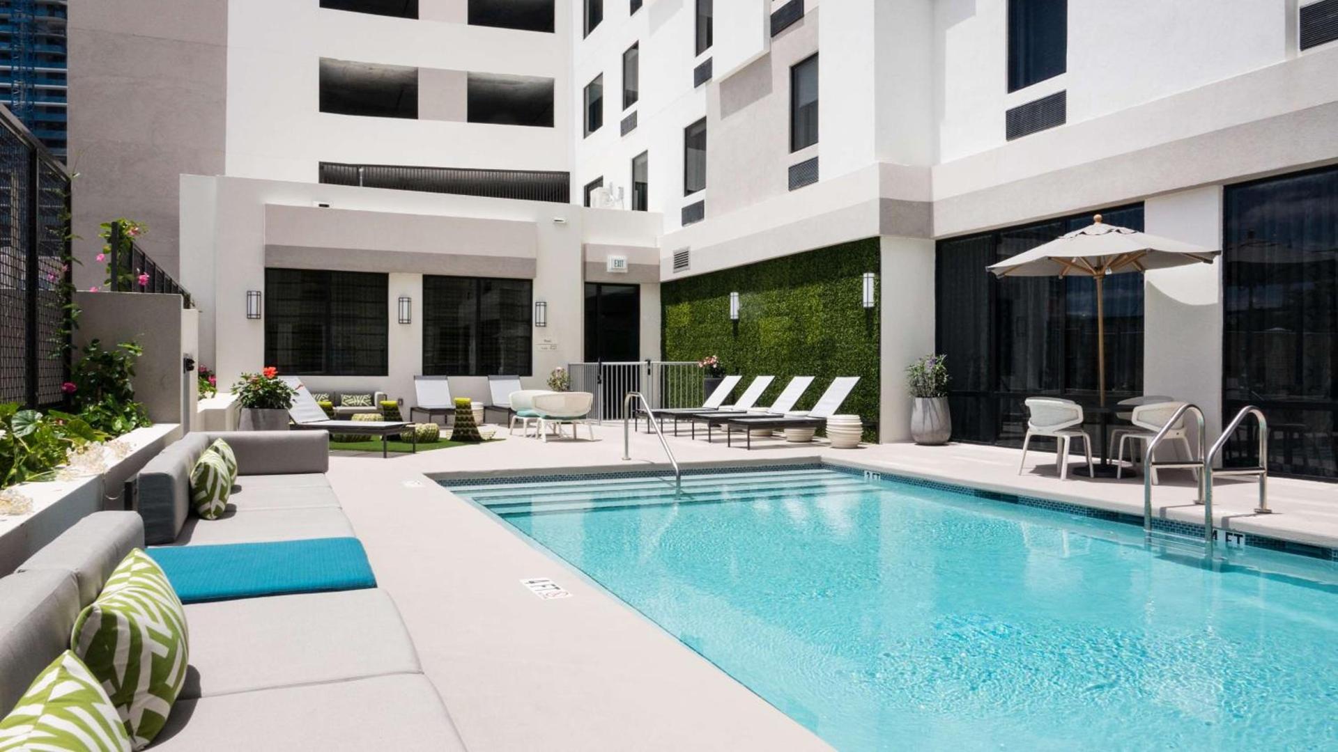 Hampton Inn & Suites Miami Wynwood Design District, FL photo 12