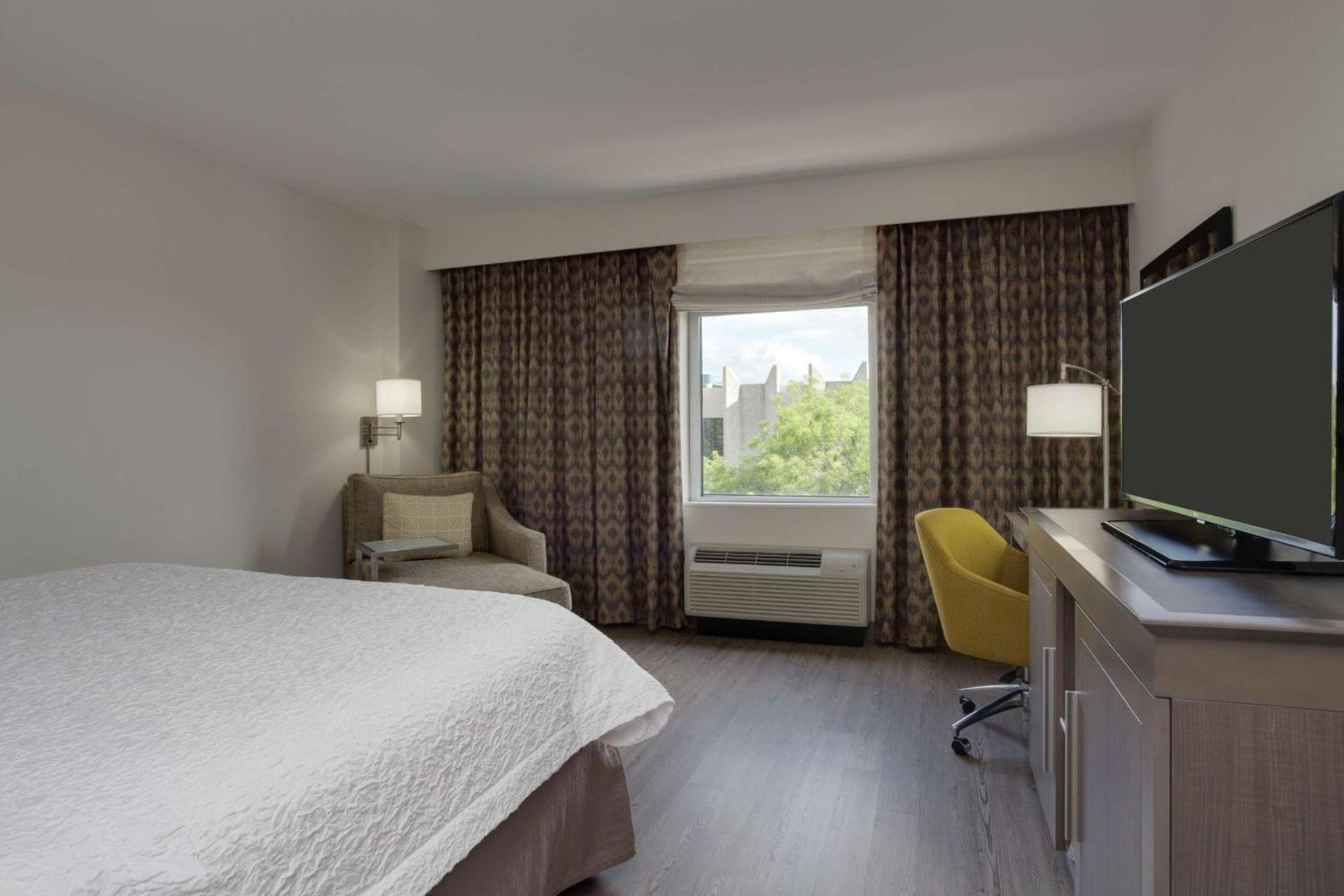 Hampton Inn & Suites Miami Wynwood Design District, FL photo 18