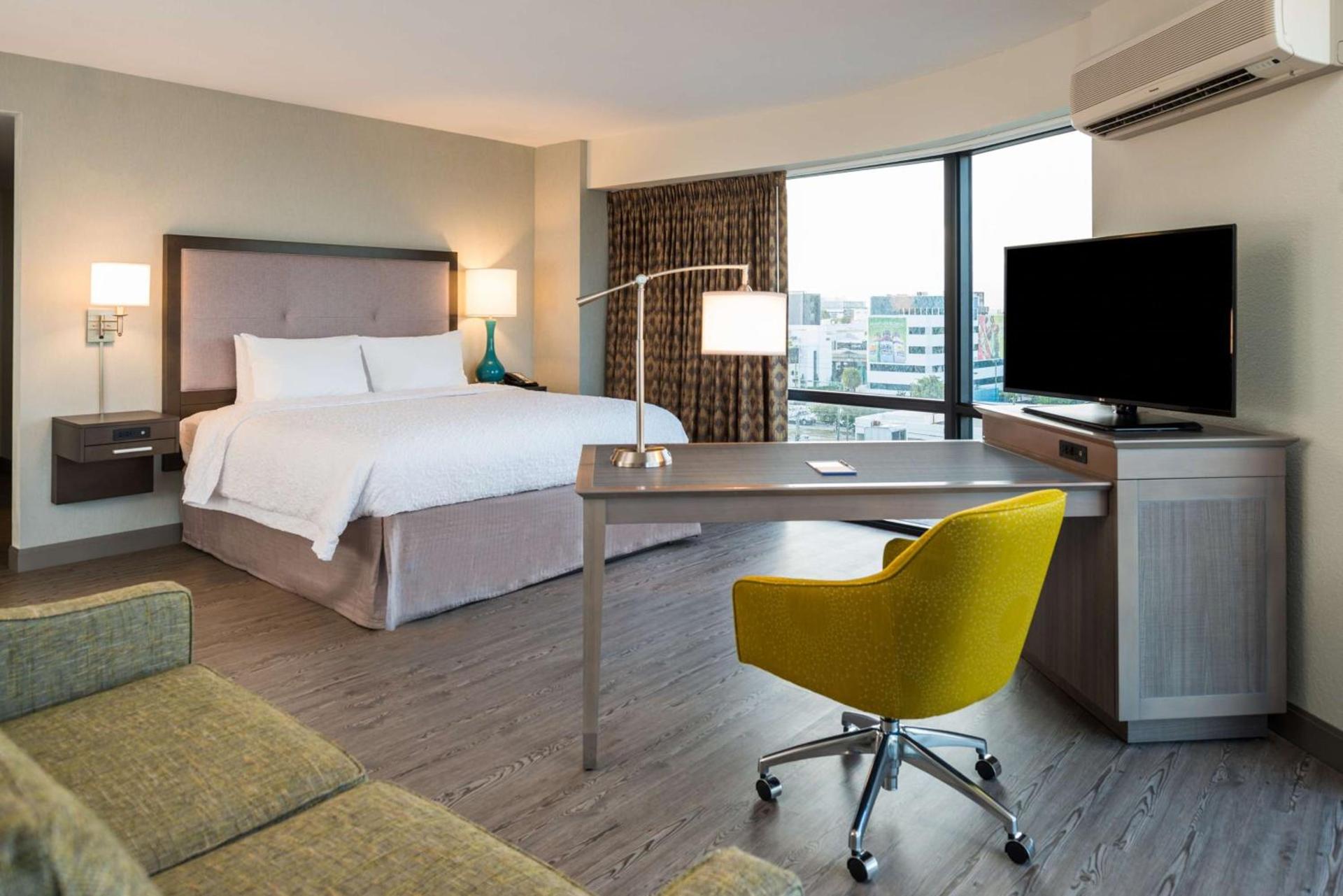 Hampton Inn & Suites Miami Wynwood Design District, FL photo 24