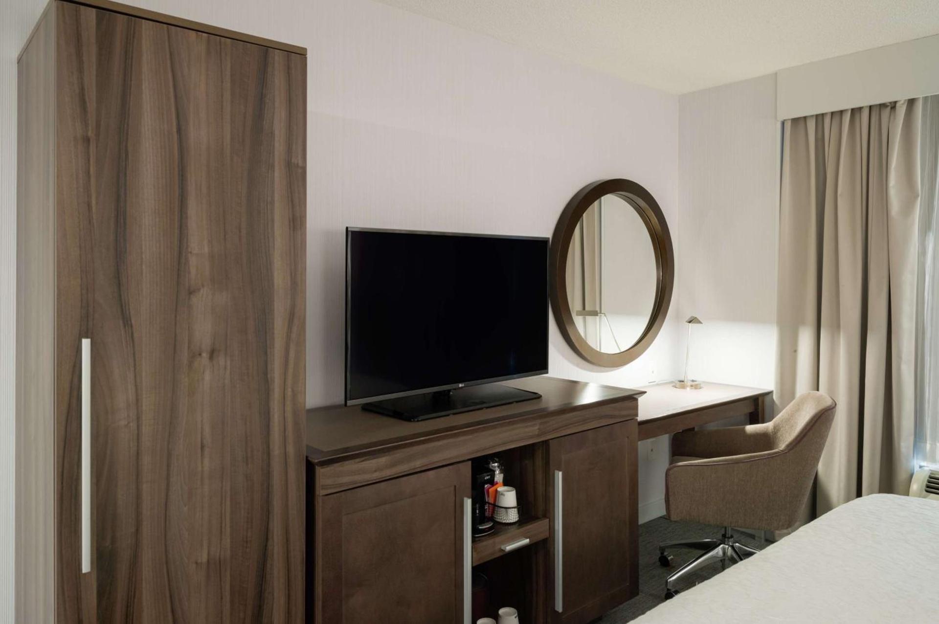 Hampton Inn Manhattan Chelsea photo 11