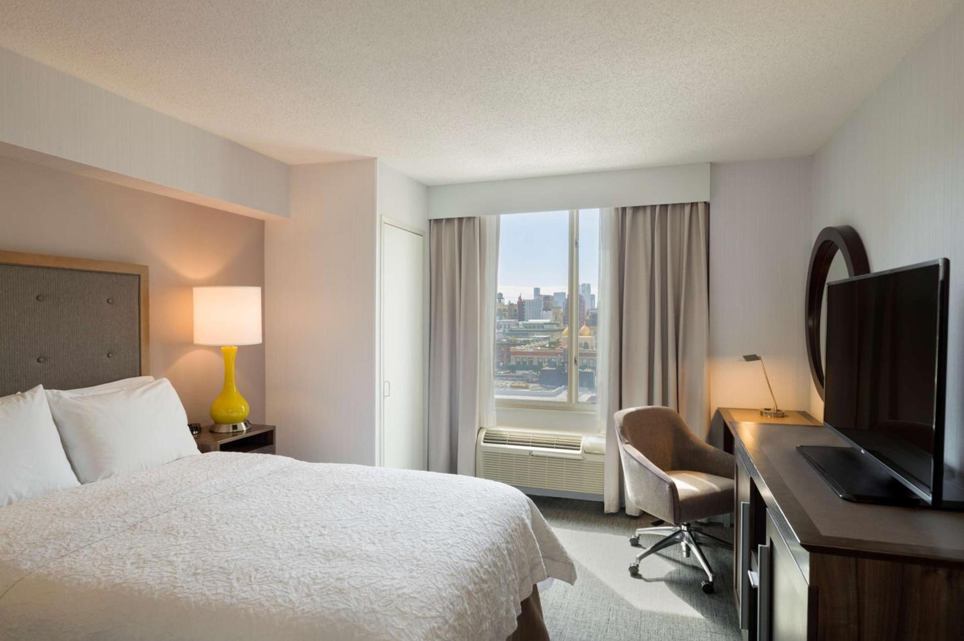Hampton Inn Manhattan Chelsea photo 16