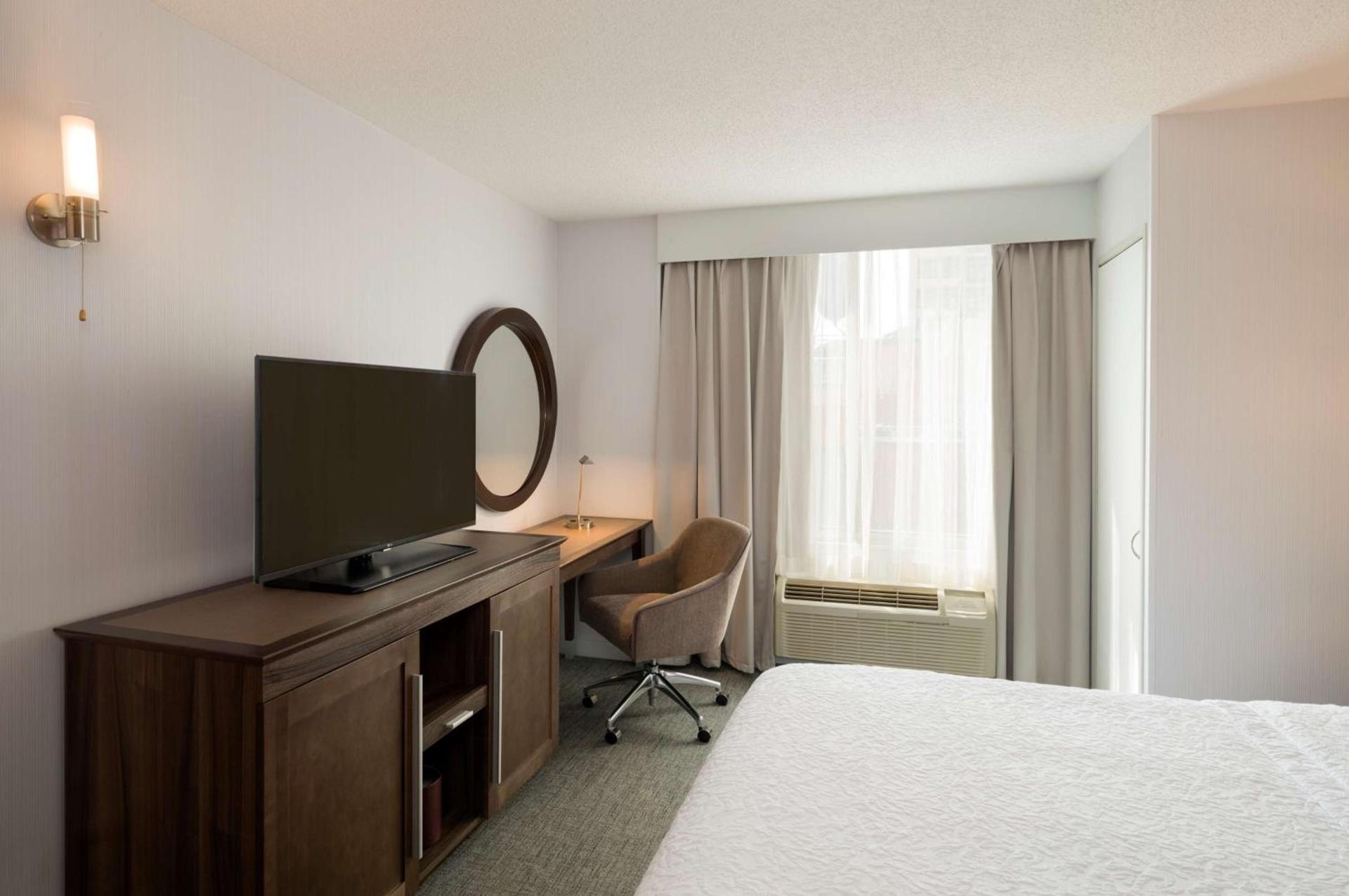 Hampton Inn Manhattan Chelsea photo 24