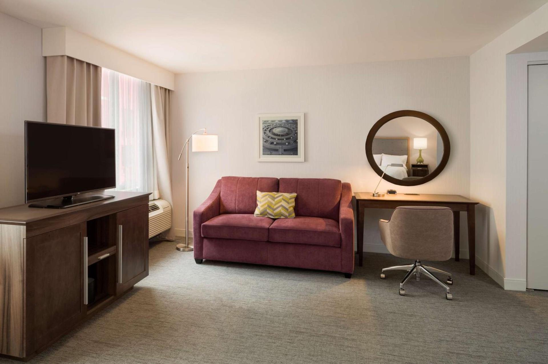 Hampton Inn Manhattan - Times Square South photo 15
