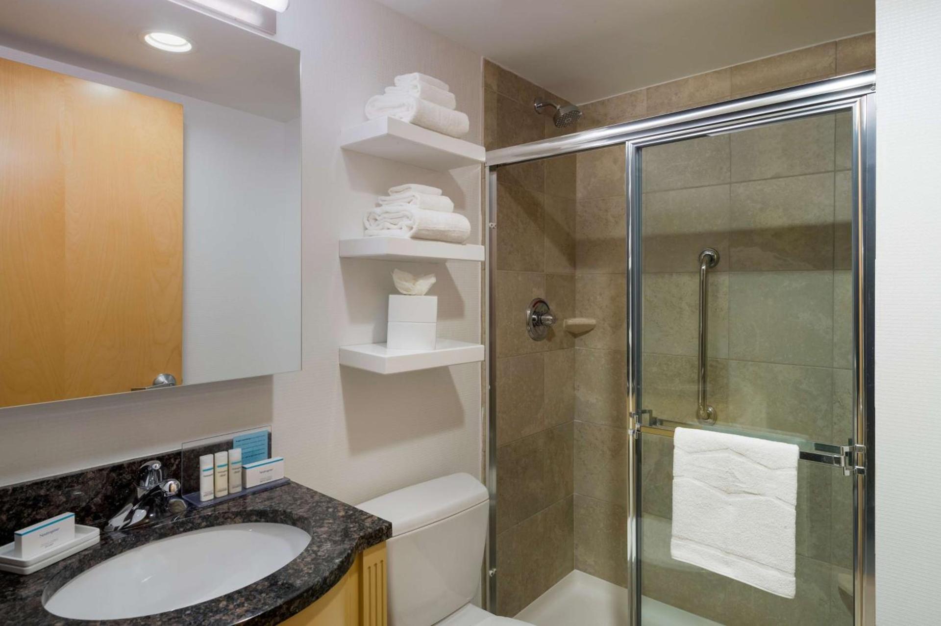 Hampton Inn Manhattan - Times Square South photo 19