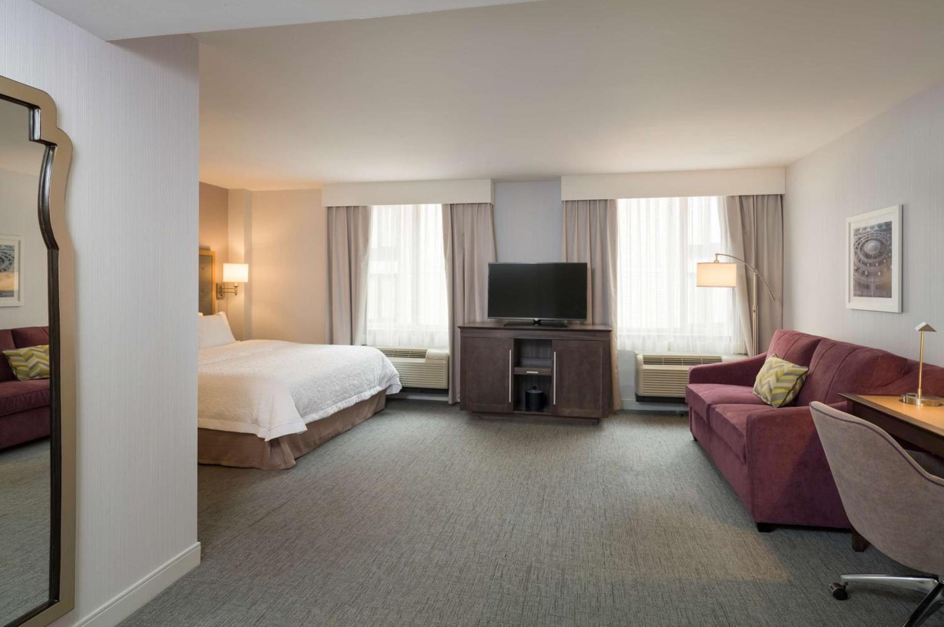Hampton Inn Manhattan - Times Square South photo 22