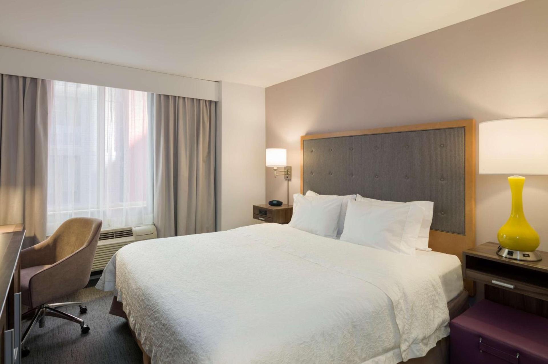 Hampton Inn Manhattan - Times Square South photo 27
