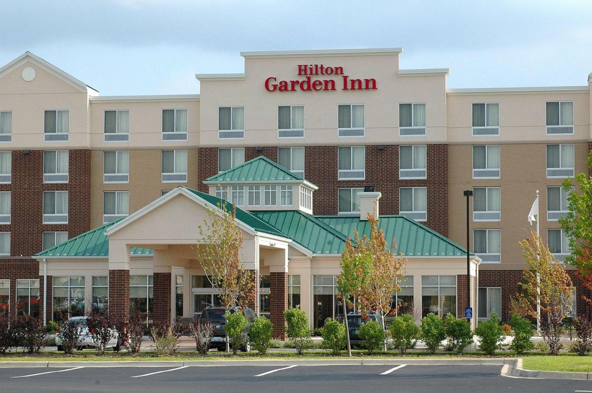 Hilton Garden Inn Naperville/Warrenville — hotel in Warrenville