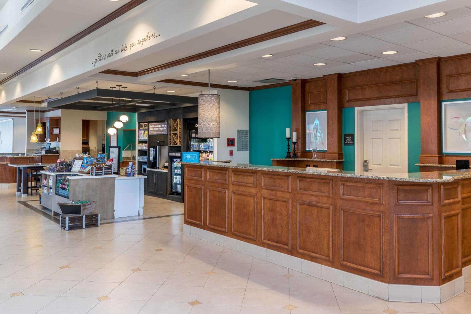 Hilton Garden Inn Naperville/Warrenville photo 5