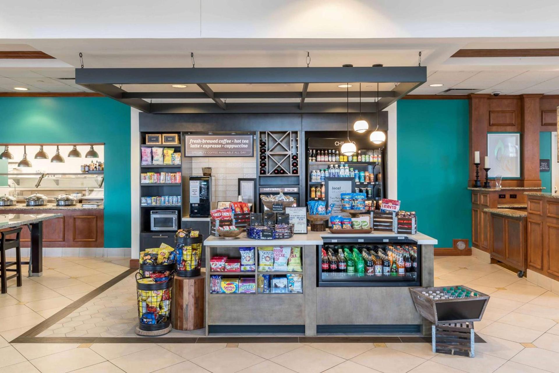 Hilton Garden Inn Naperville/Warrenville photo 6