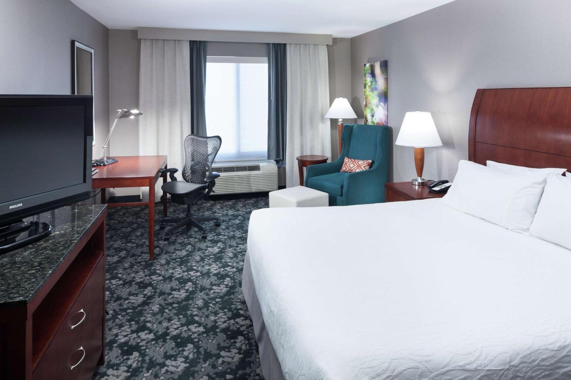 Hilton Garden Inn Naperville/Warrenville photo 23