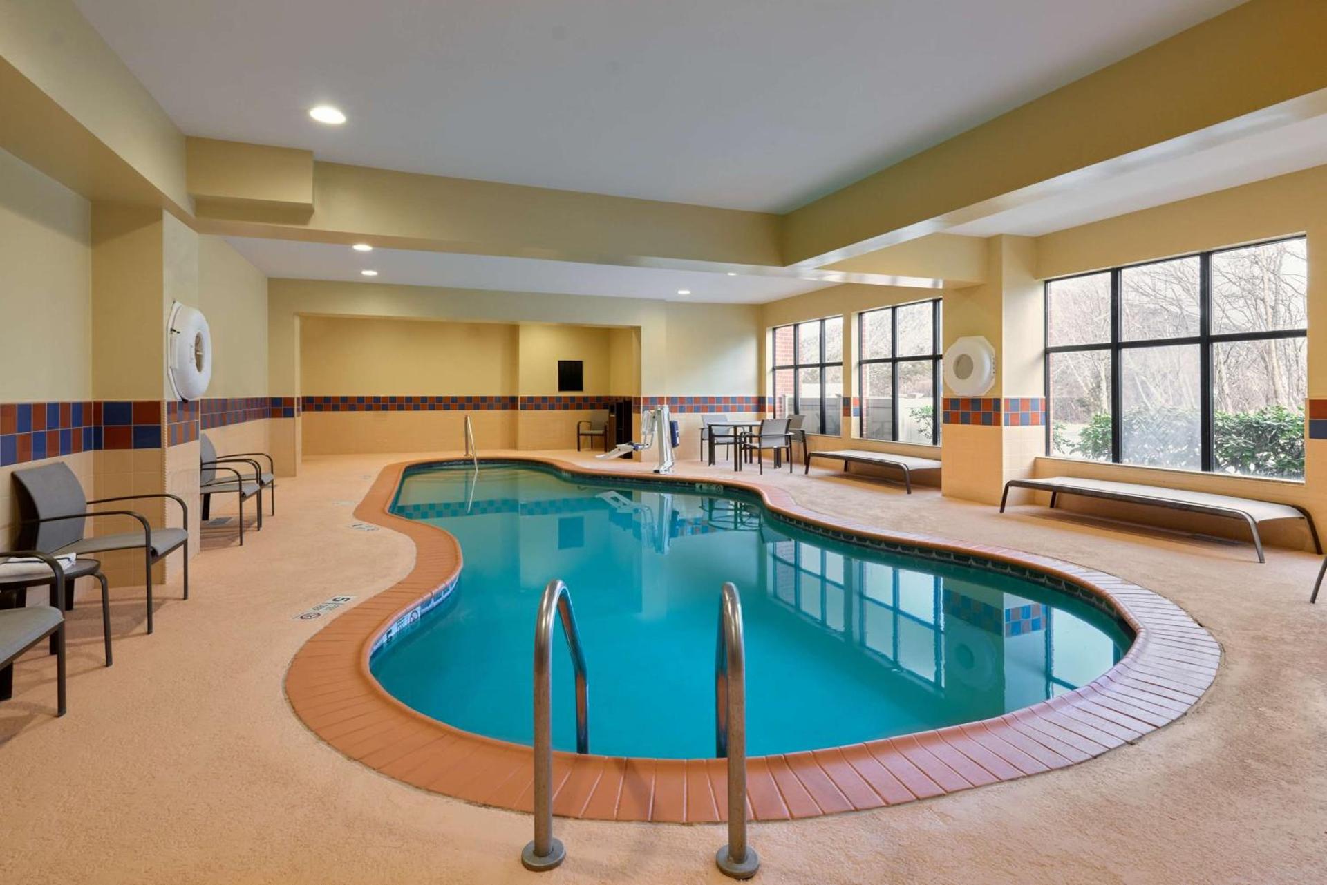 Hampton Inn & Suites Providence / Smithfield photo 7