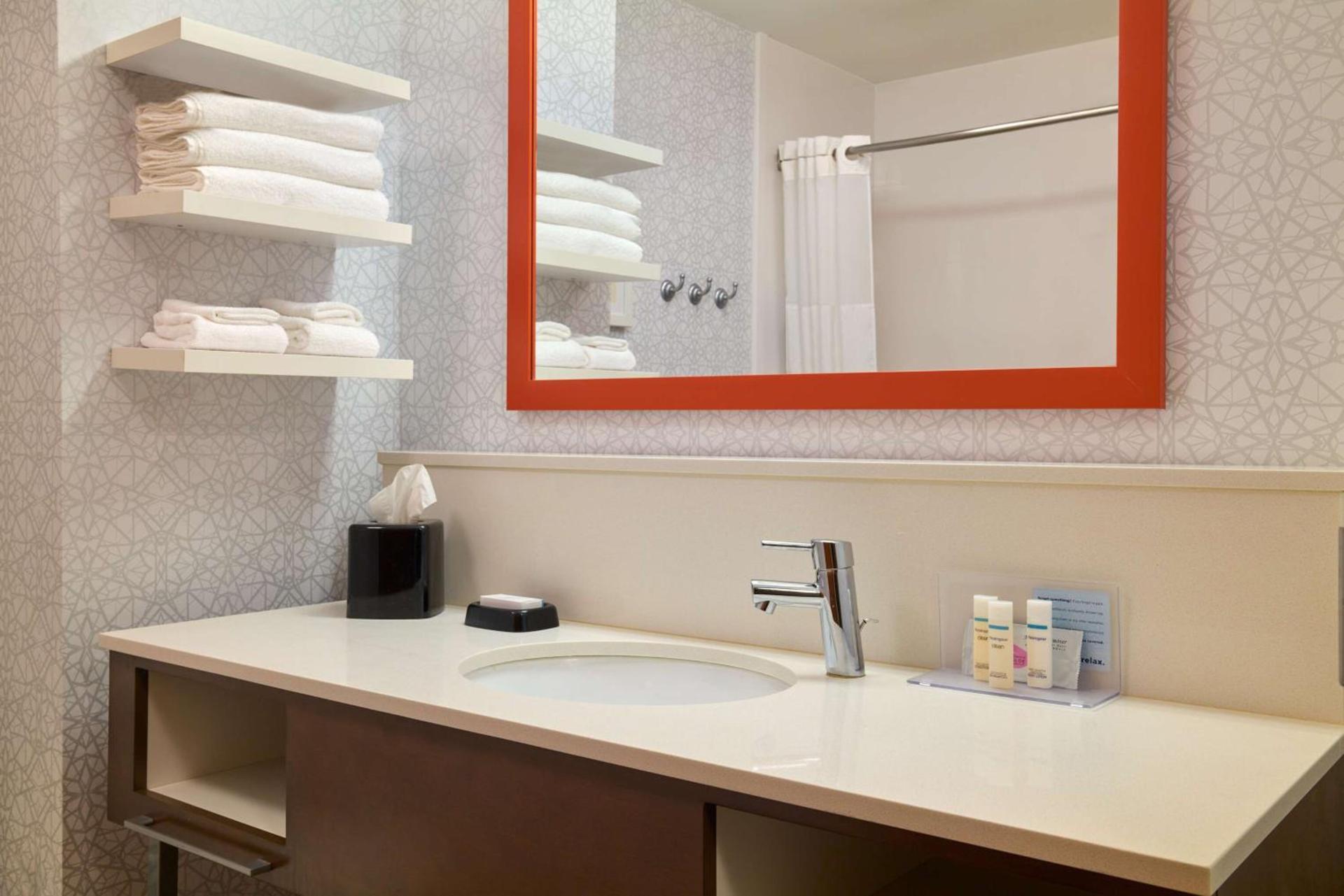 Hampton Inn & Suites Providence / Smithfield photo 13