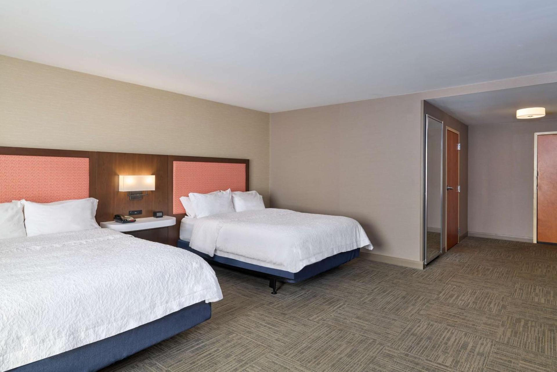 Hampton Inn & Suites Providence / Smithfield photo 17
