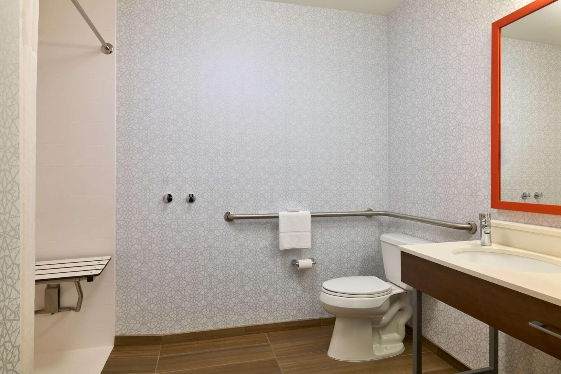 Hampton Inn & Suites Providence / Smithfield photo 21