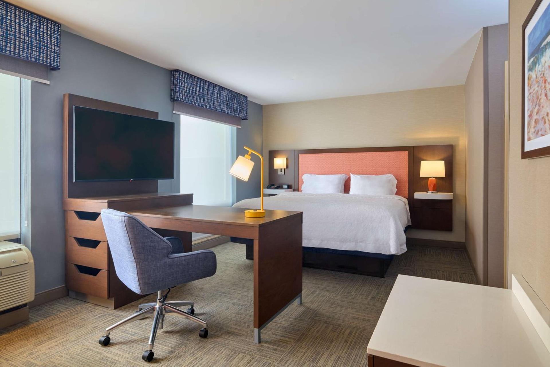Hampton Inn & Suites Providence / Smithfield photo 28
