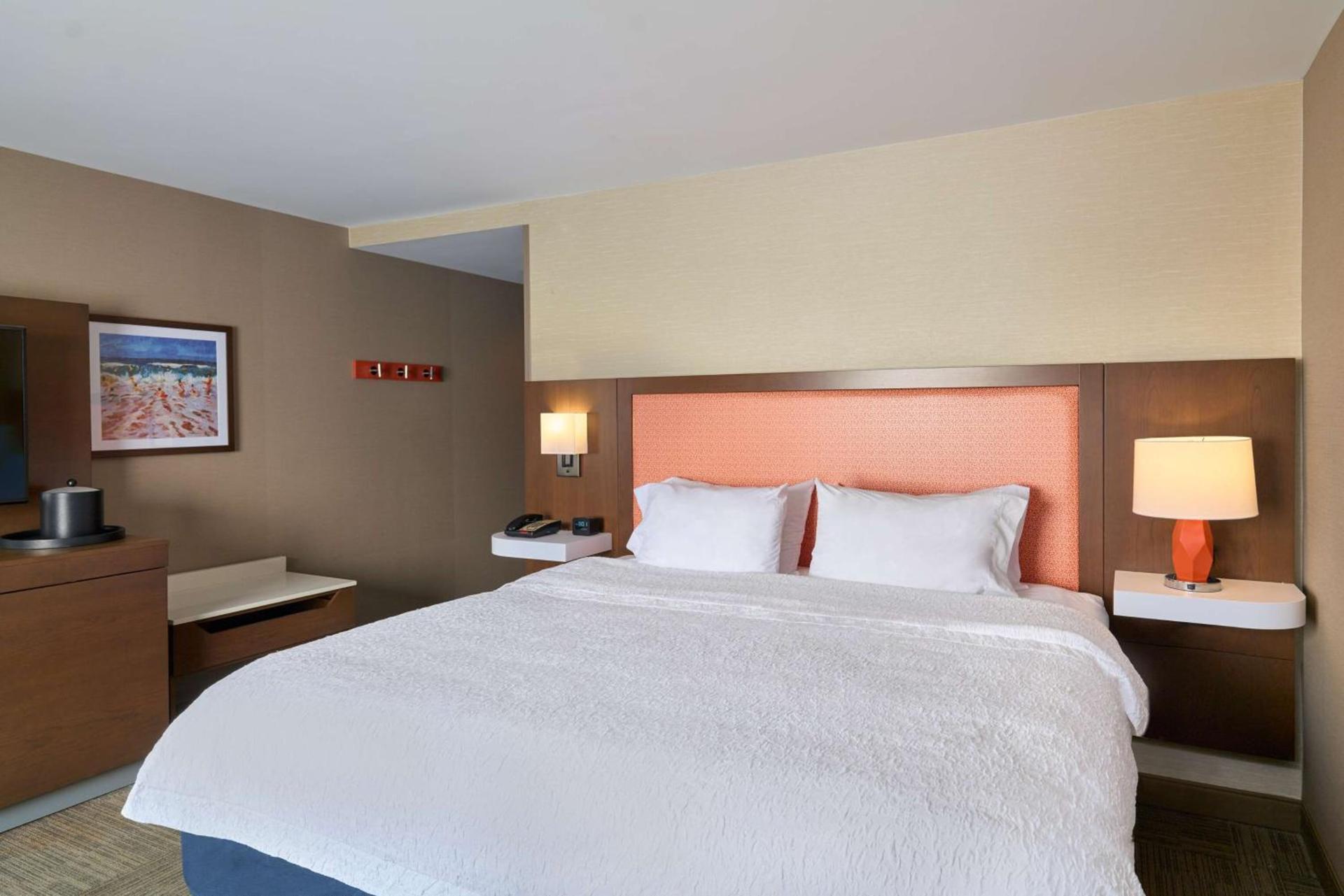 Hampton Inn & Suites Providence / Smithfield photo 33