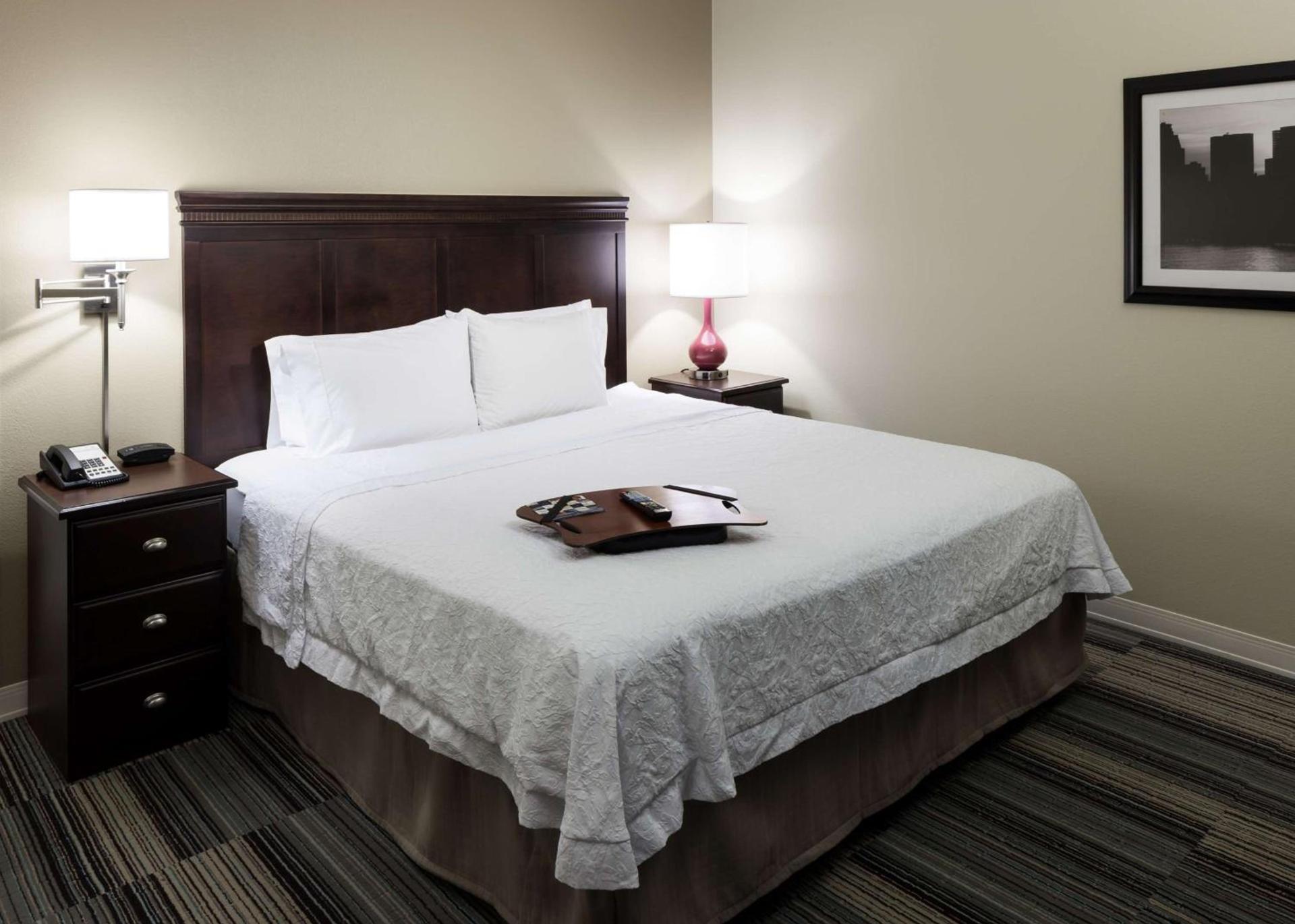 Hampton Inn & Suites Omaha-Downtown photo 14