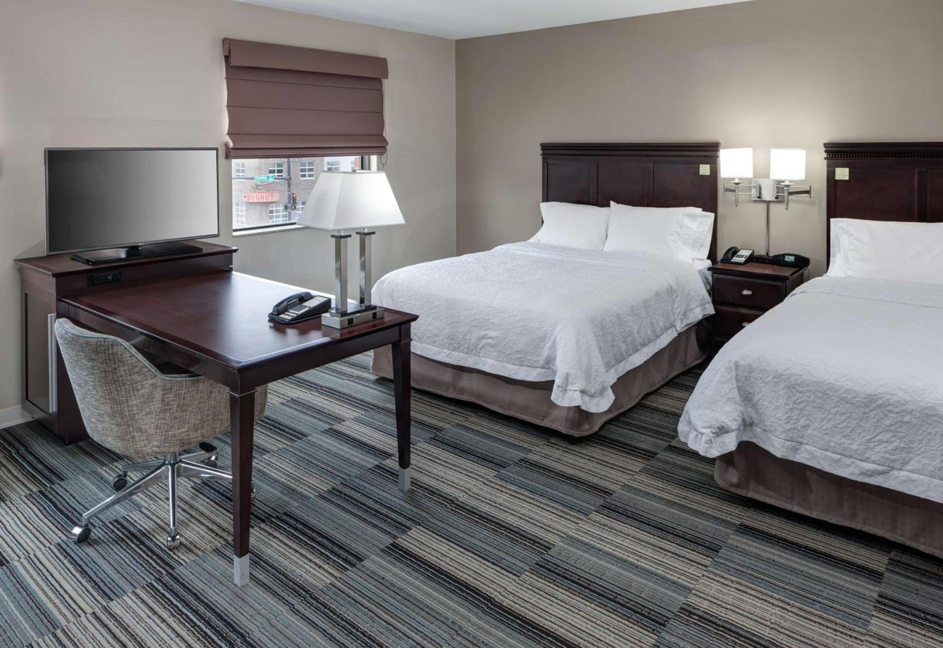 Hampton Inn & Suites Omaha-Downtown photo 22