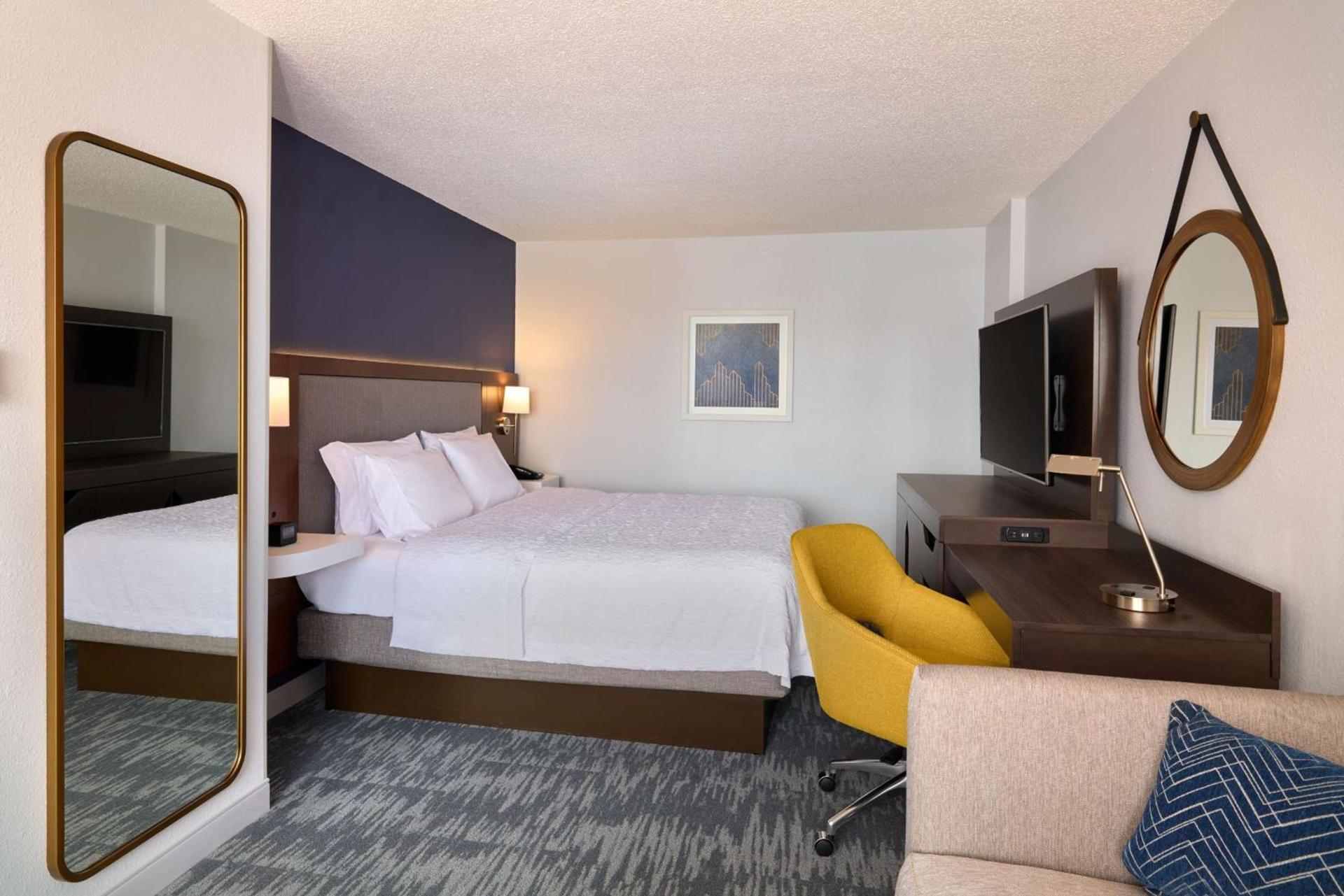Hampton Inn Washington DC - Convention Center photo 43