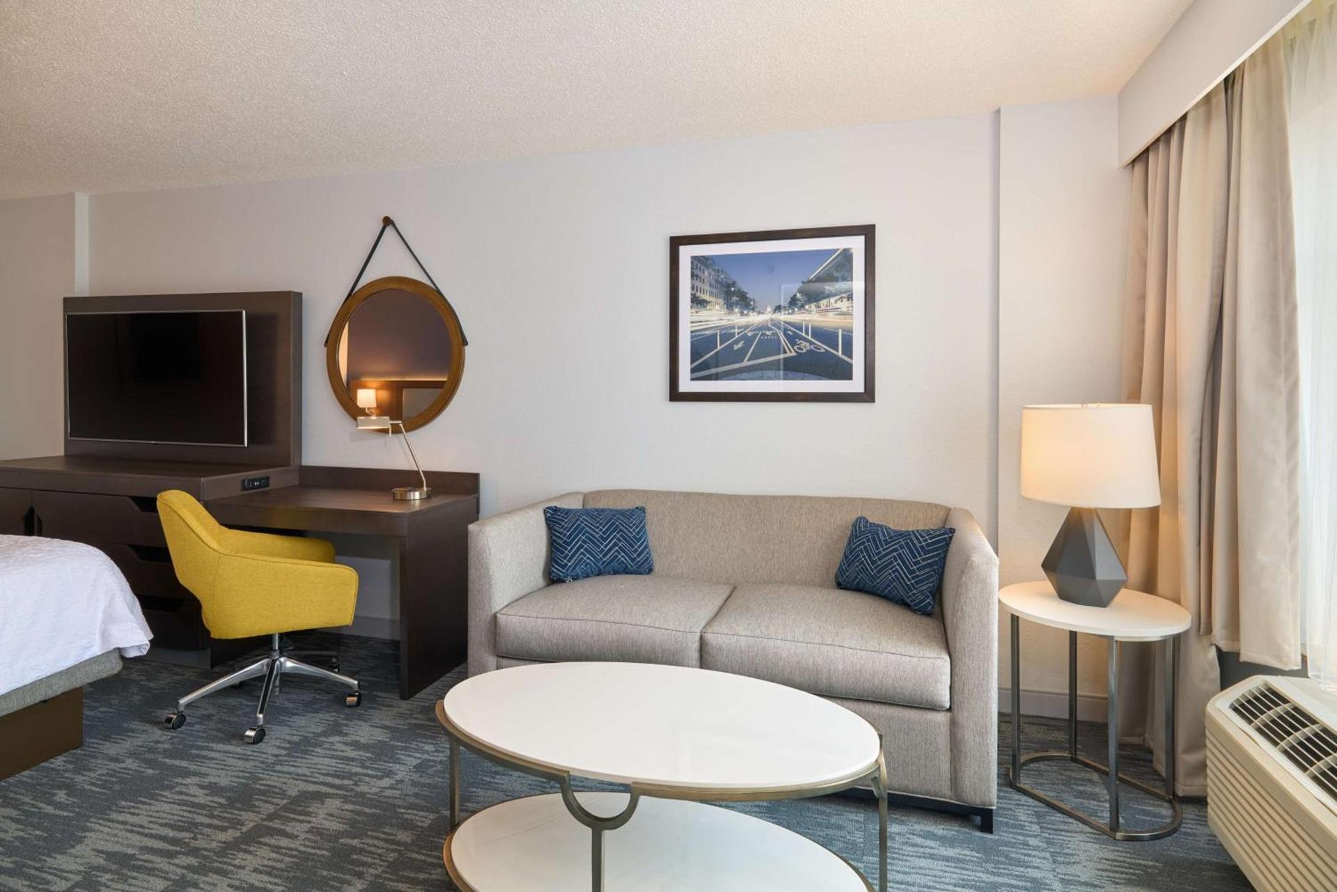 Hampton Inn Washington DC - Convention Center photo 44