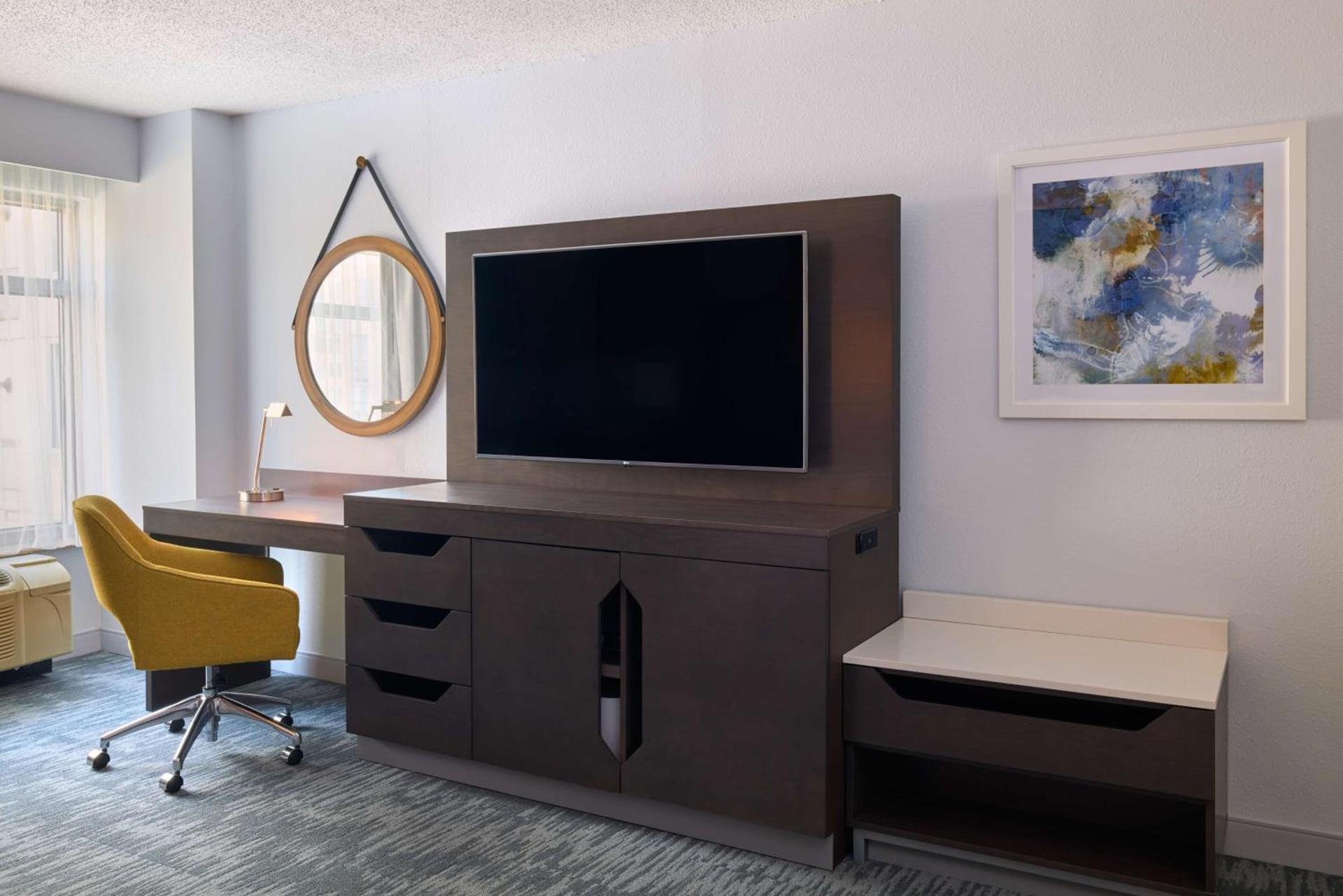 Hampton Inn Washington DC - Convention Center photo 47