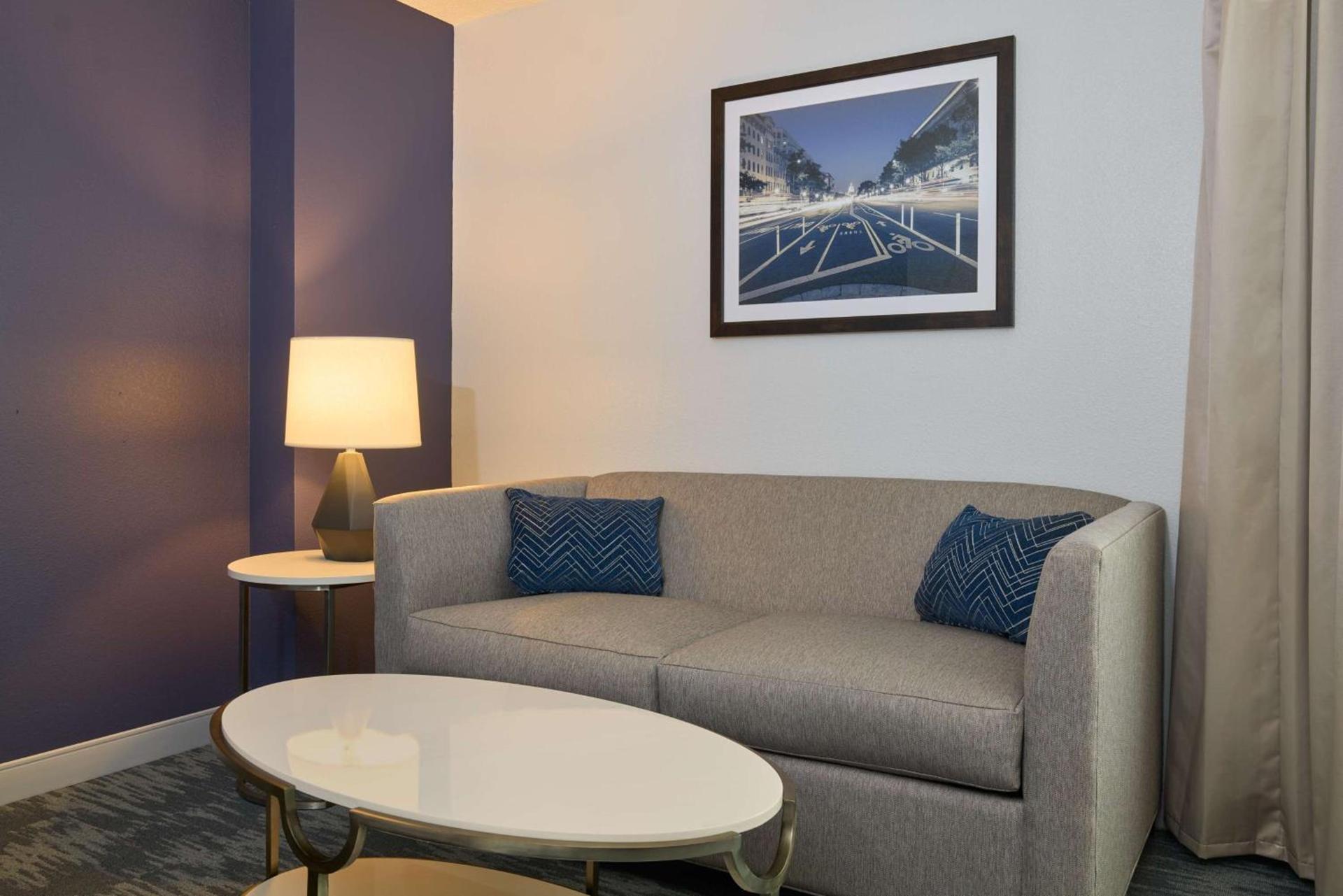 Hampton Inn Washington DC - Convention Center photo 48