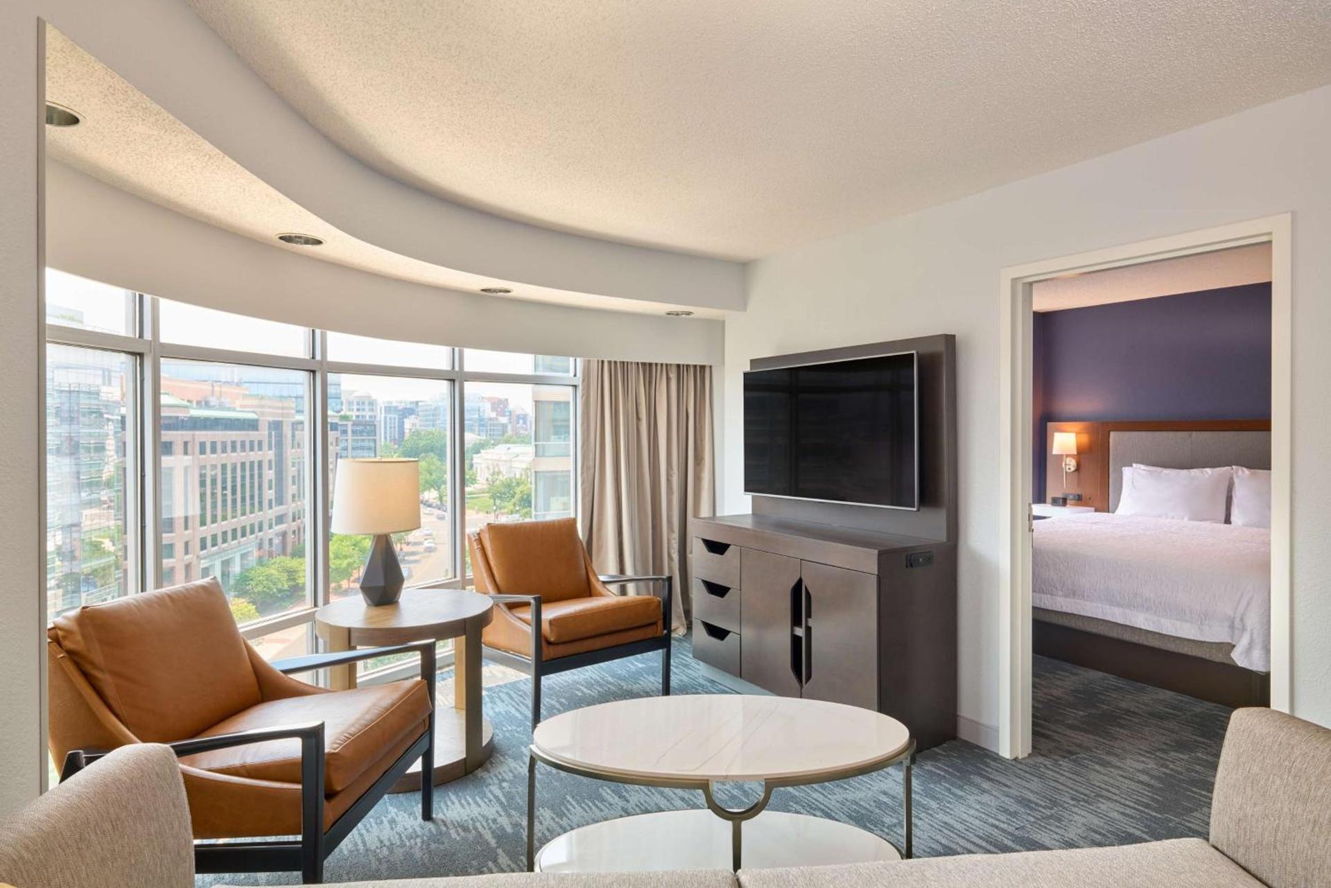 Hampton Inn Washington DC - Convention Center photo 63
