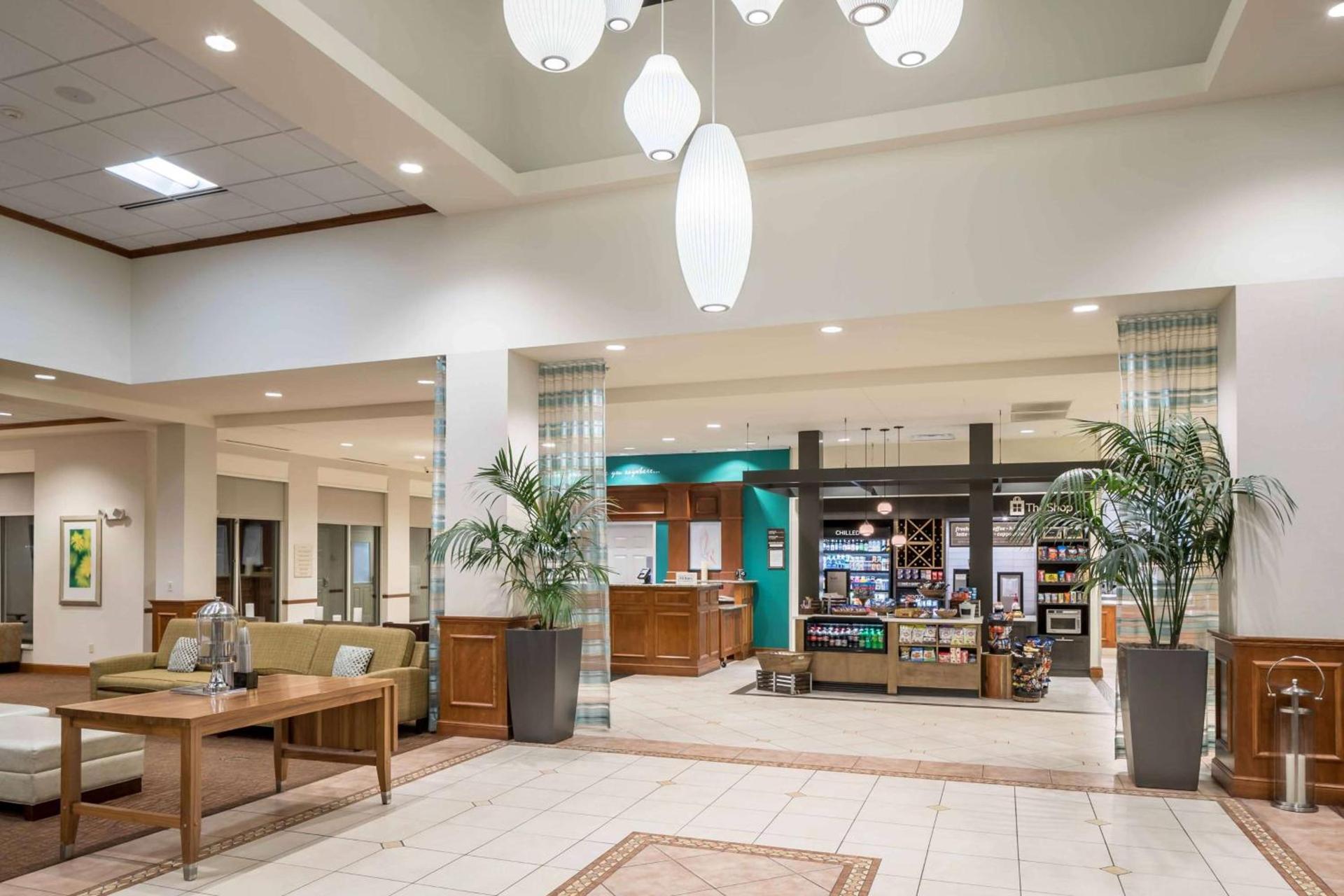 Hilton Garden Inn Lake Forest Mettawa photo 6