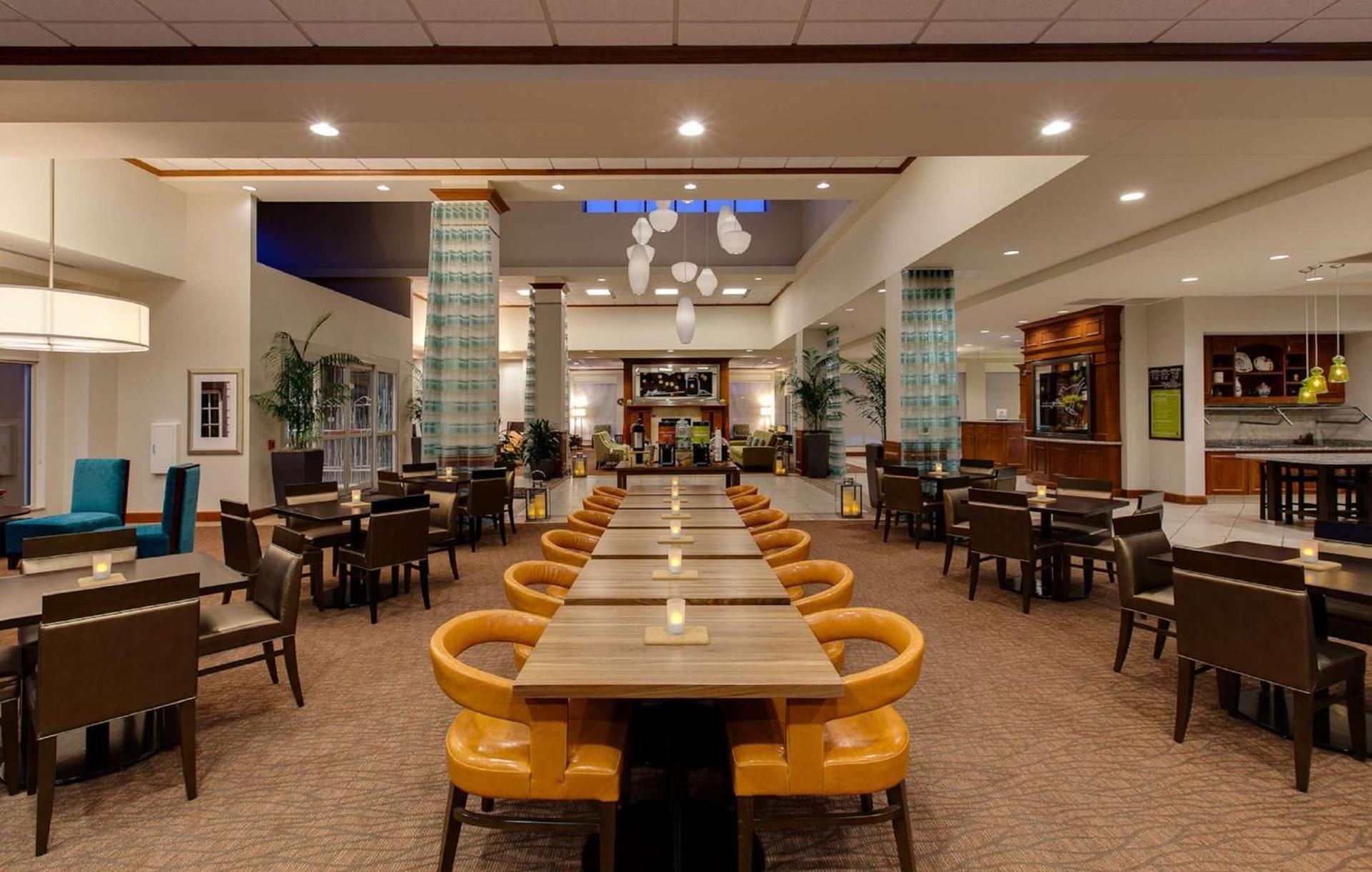 Hilton Garden Inn Lake Forest Mettawa photo 13