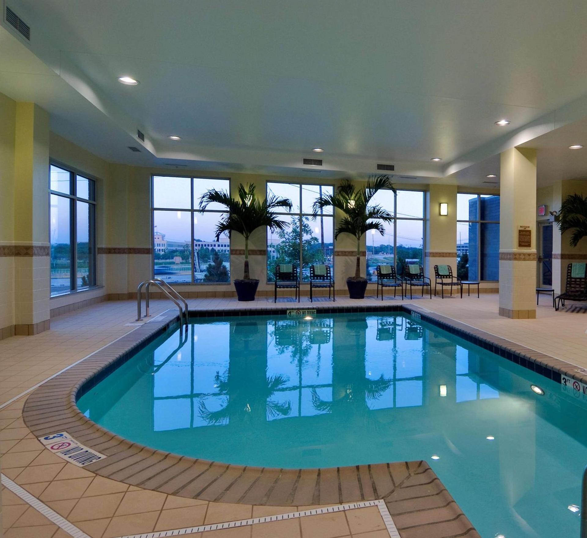 Hilton Garden Inn Lake Forest Mettawa photo 12