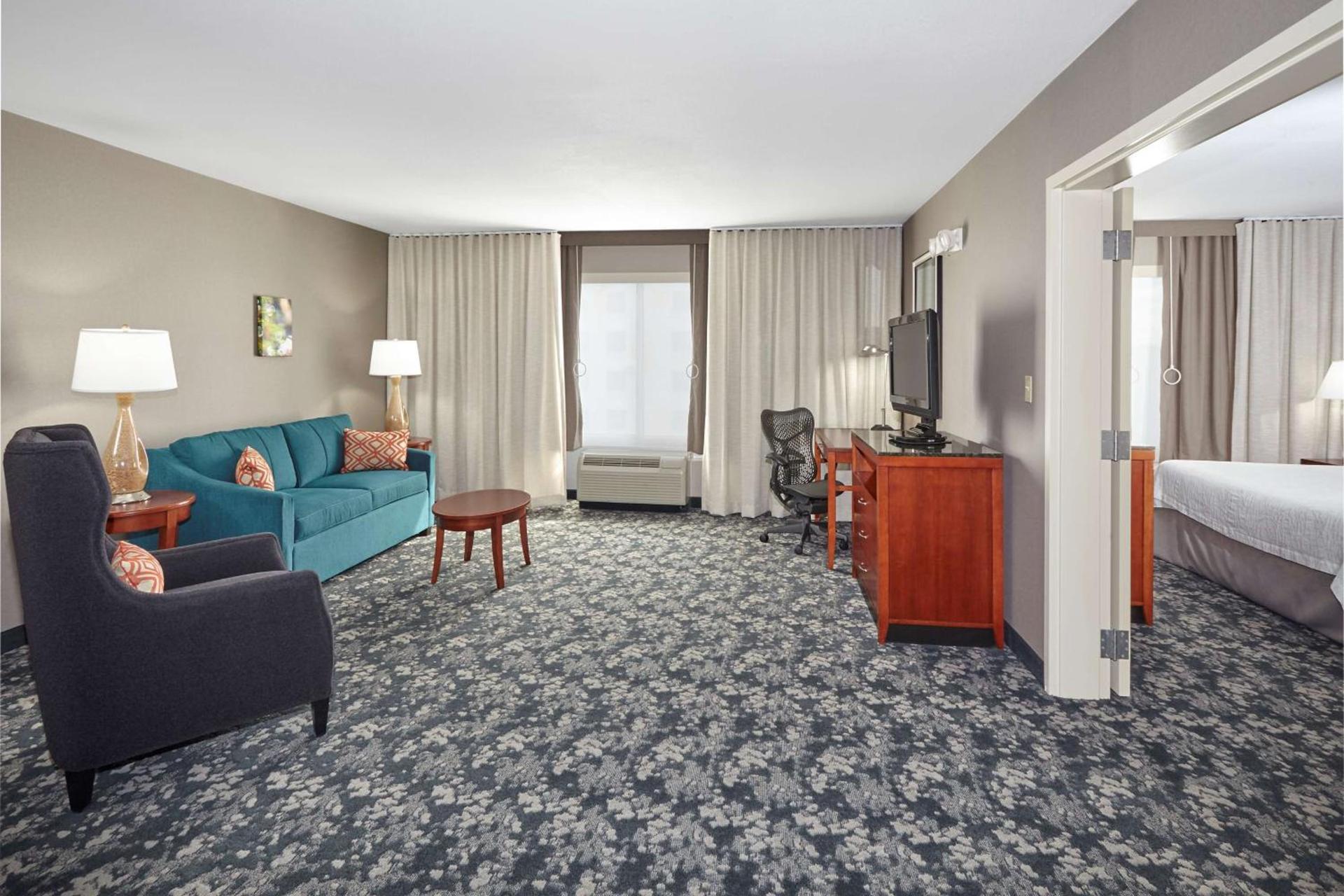 Hilton Garden Inn Lake Forest Mettawa photo 28