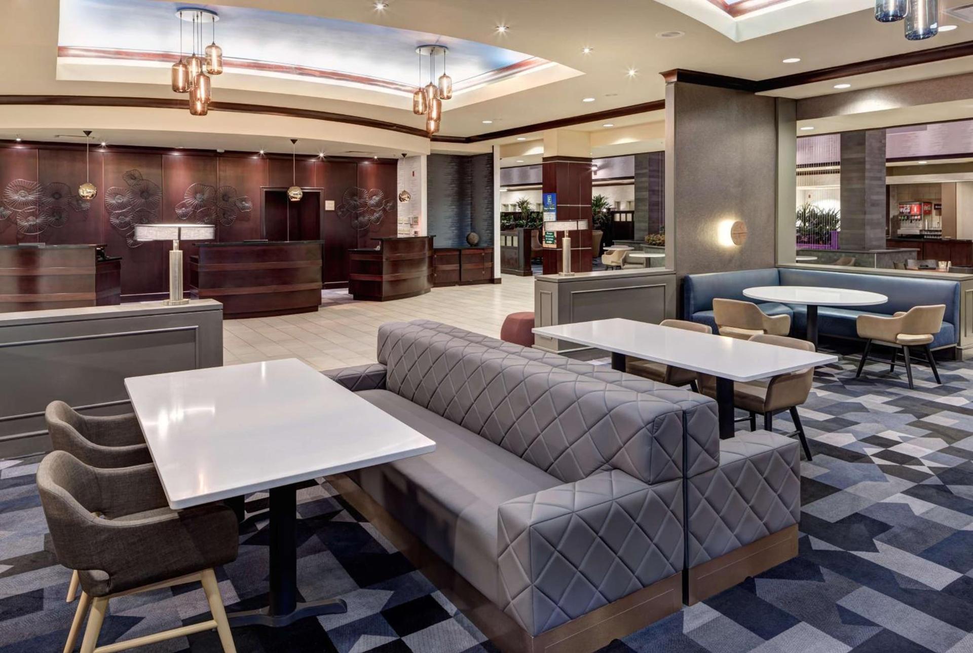 Embassy Suites by Hilton Tampa Brandon photo 16