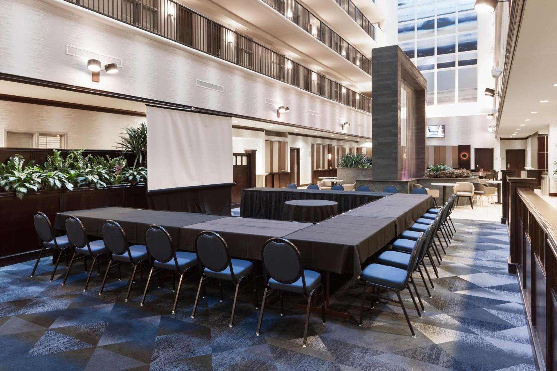 Embassy Suites by Hilton Tampa Brandon photo 25