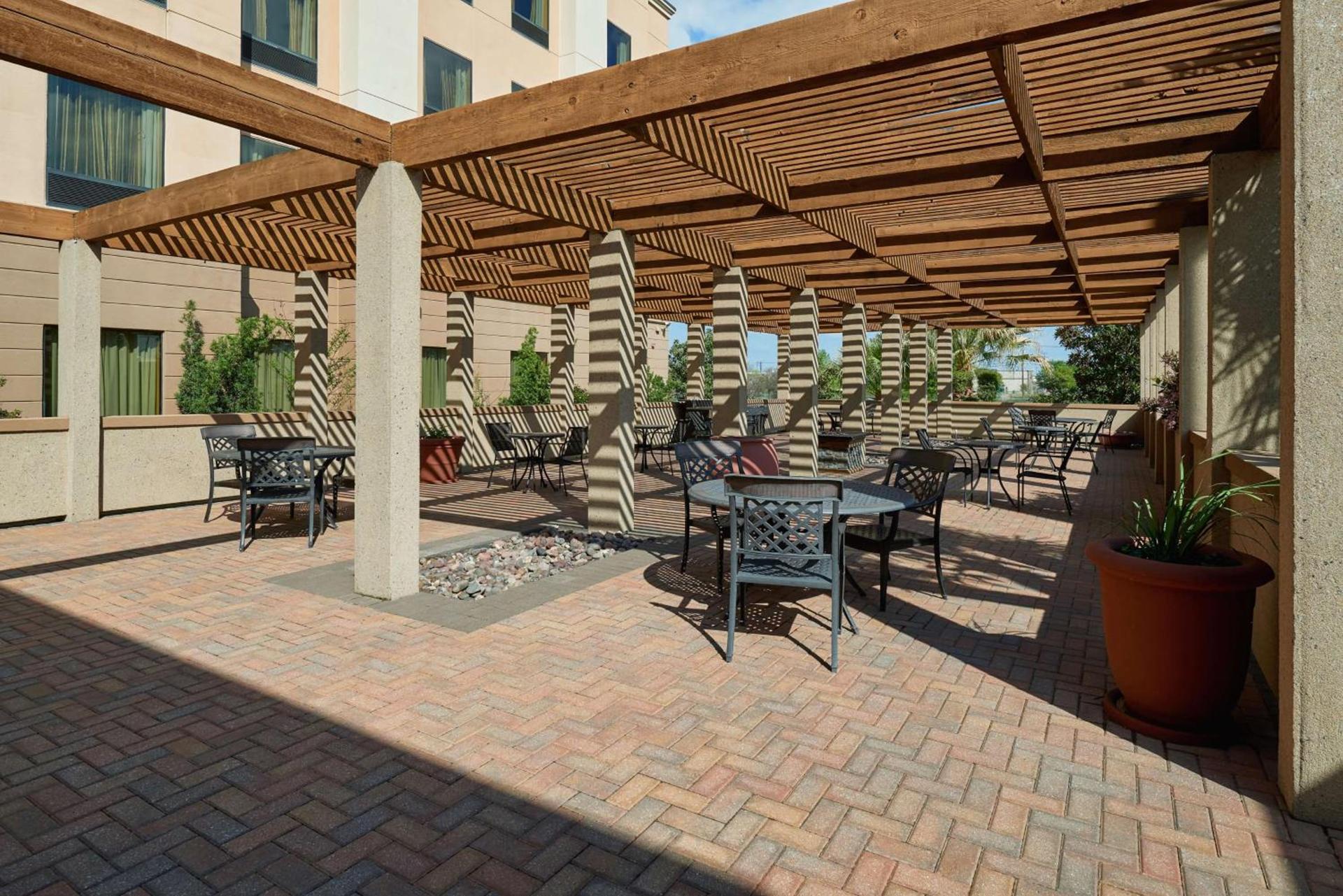 Hampton Inn & Suites Waco-South photo 3
