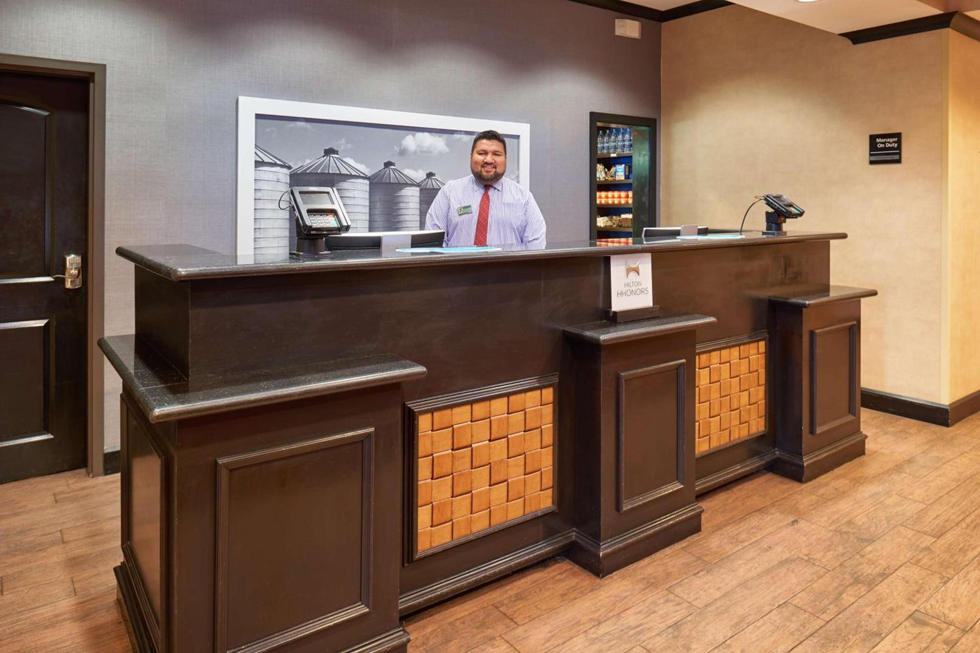 Hampton Inn & Suites Waco-South photo 5
