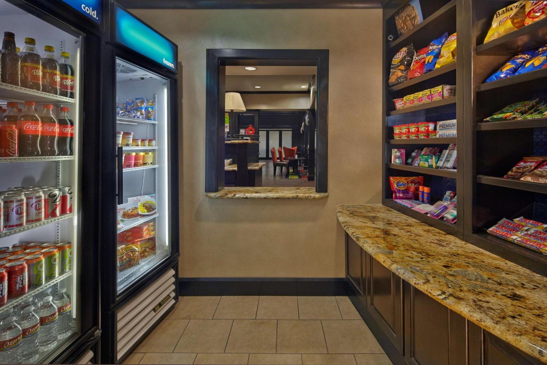 Hampton Inn & Suites Decatur photo 16