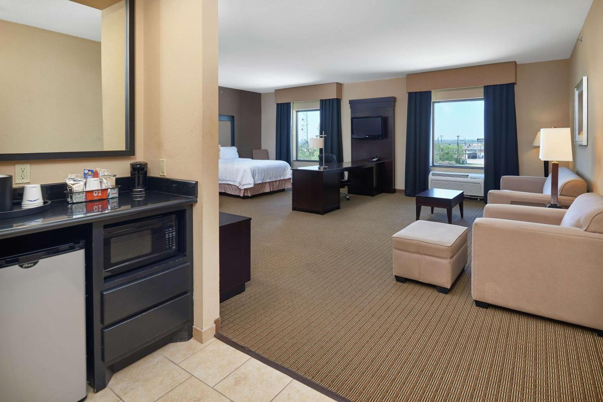 Hampton Inn & Suites Decatur photo 43