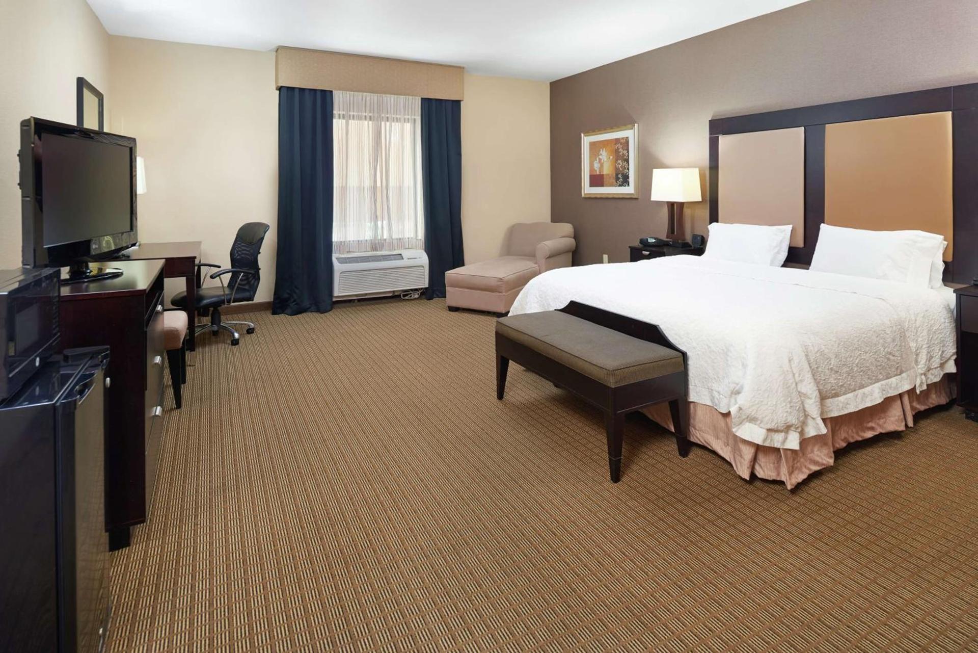 Hampton Inn & Suites Decatur photo 53