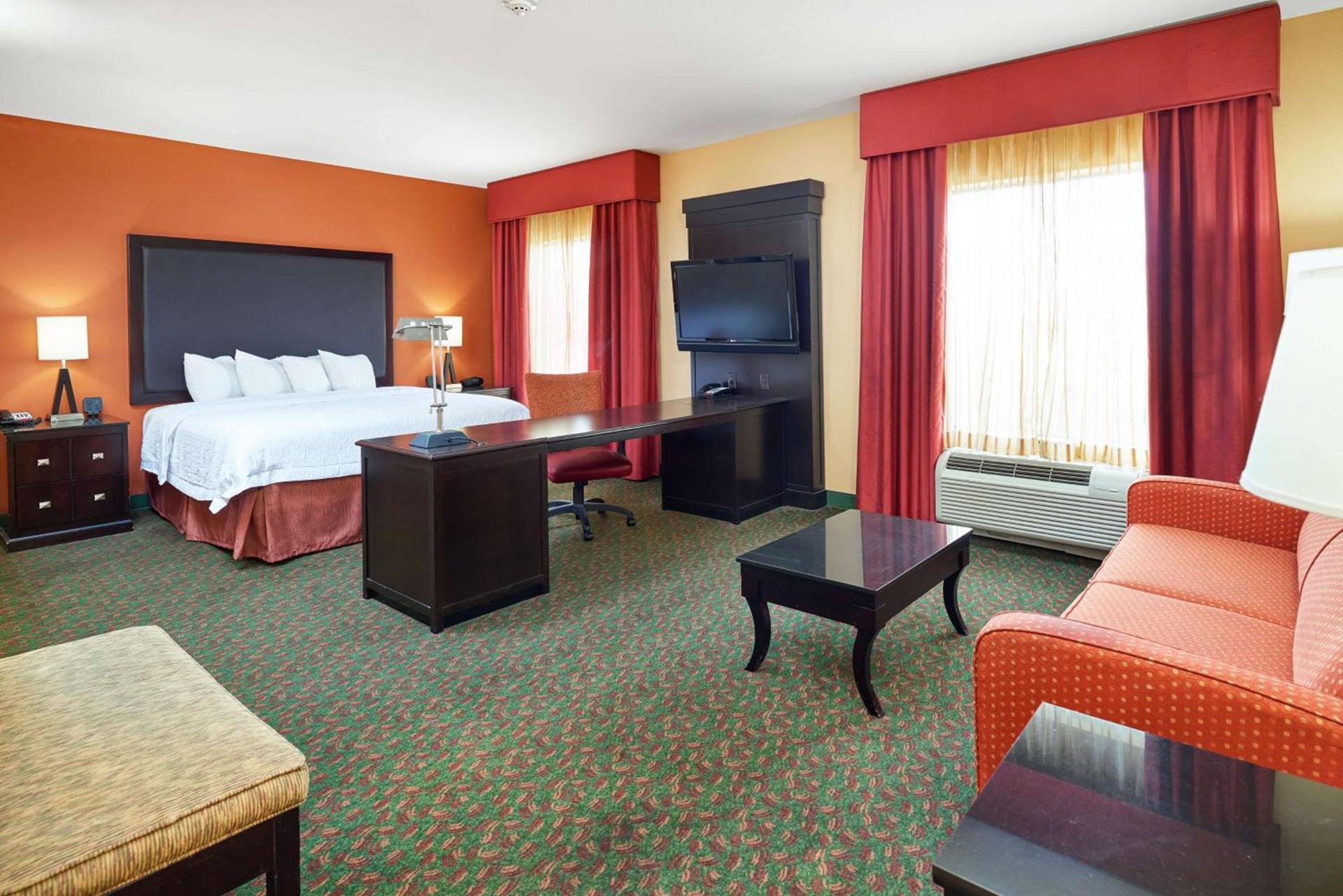 Hampton Inn & Suites Waco-South photo 19