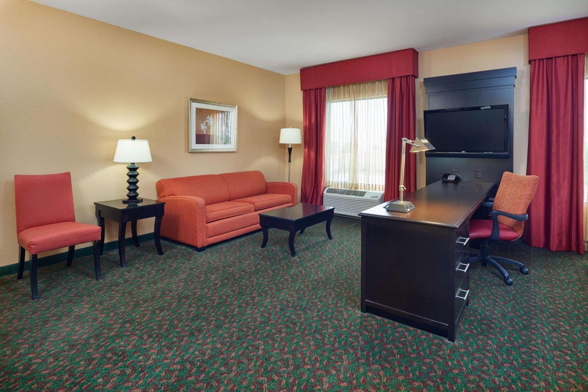 Hampton Inn & Suites Waco-South photo 25