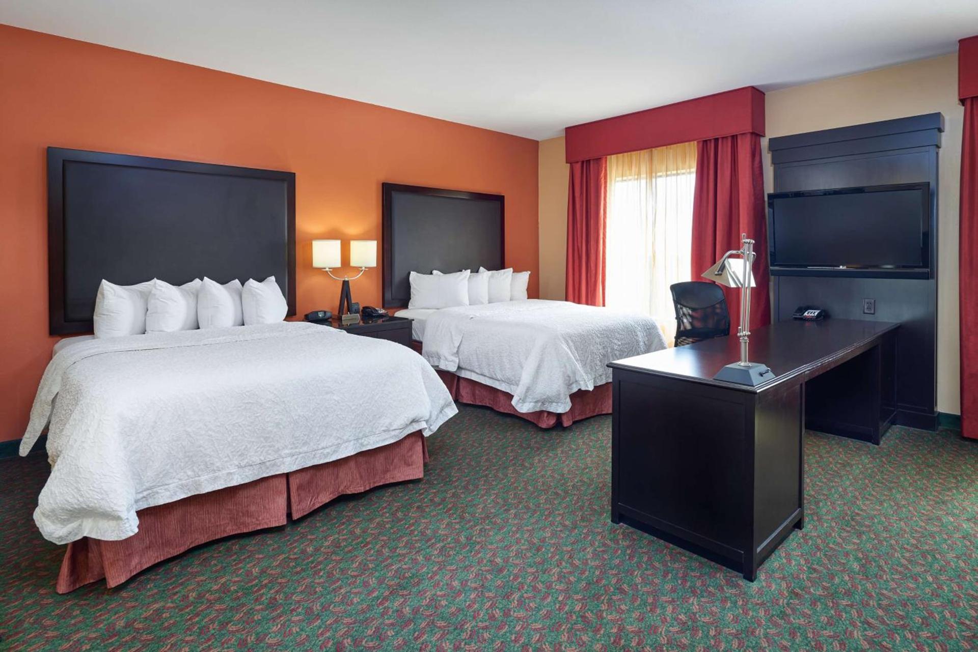 Hampton Inn & Suites Waco-South photo 32